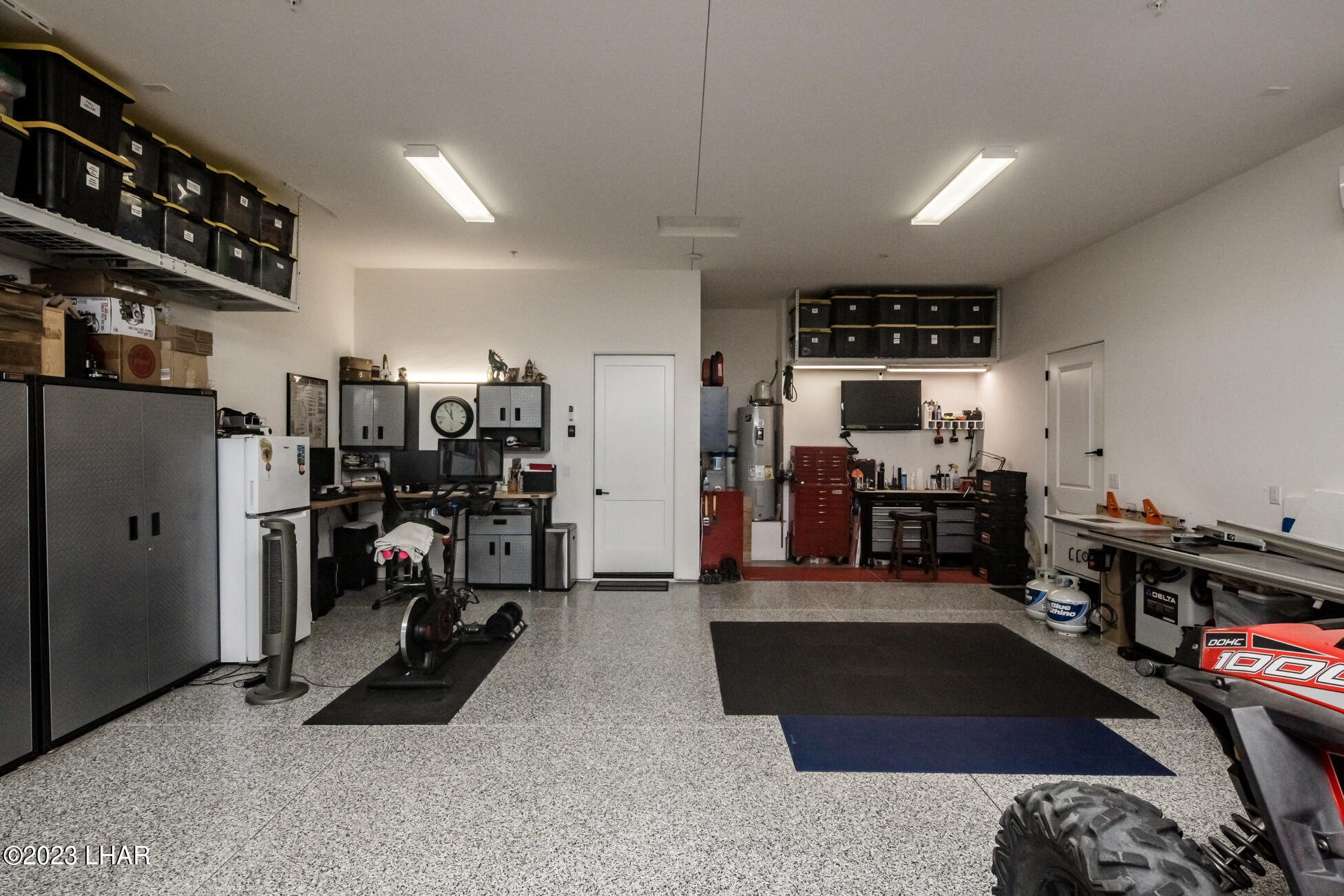 8023 Corte Del Desierto