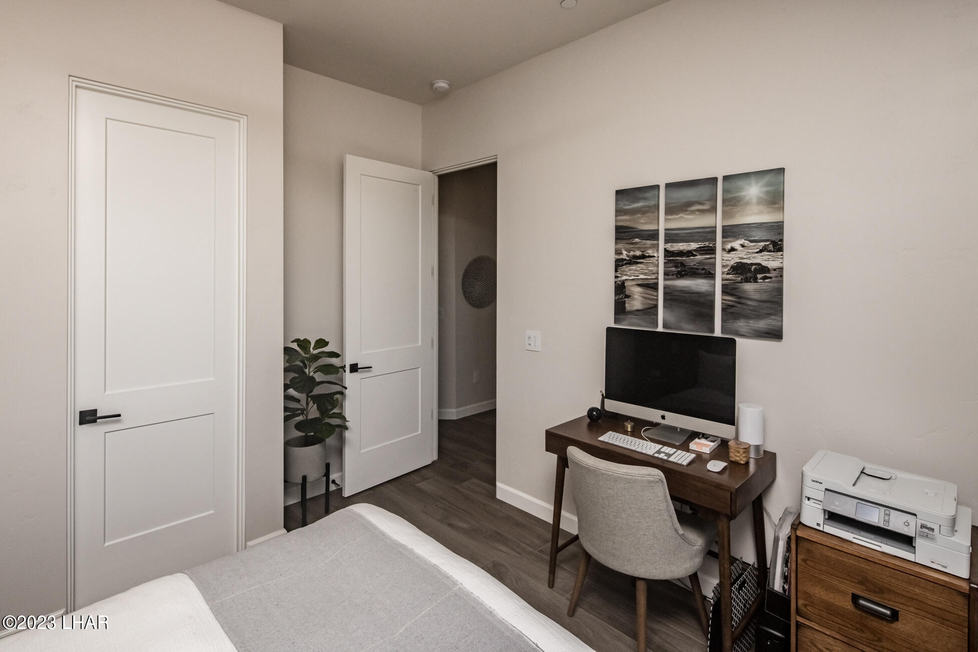 8023 Corte Del Desierto