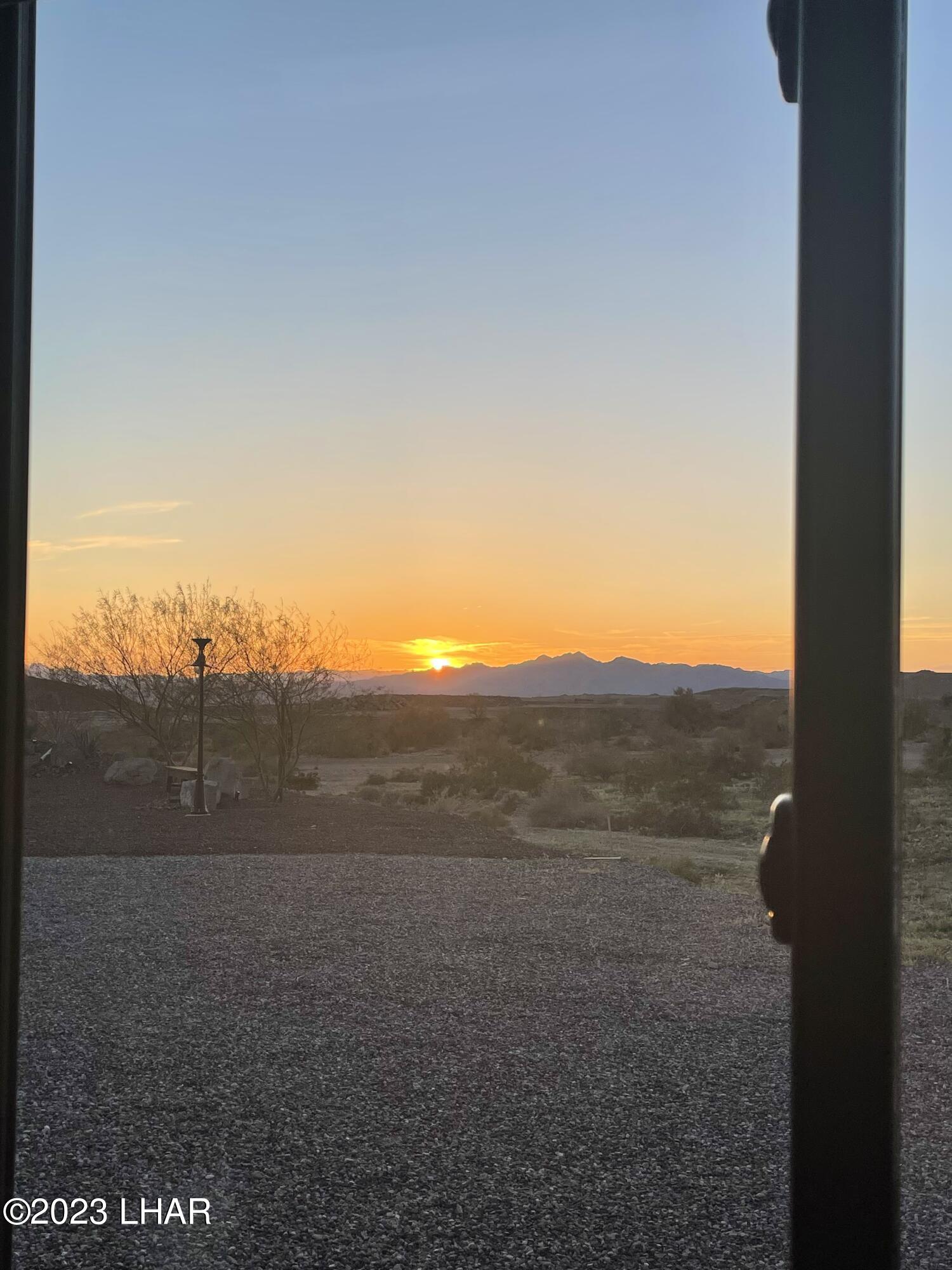 8023 Corte Del Desierto