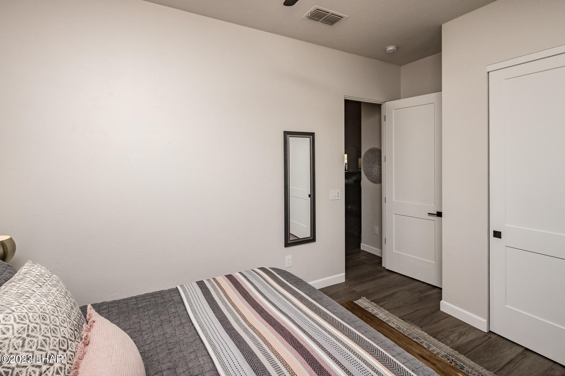 8023 Corte Del Desierto