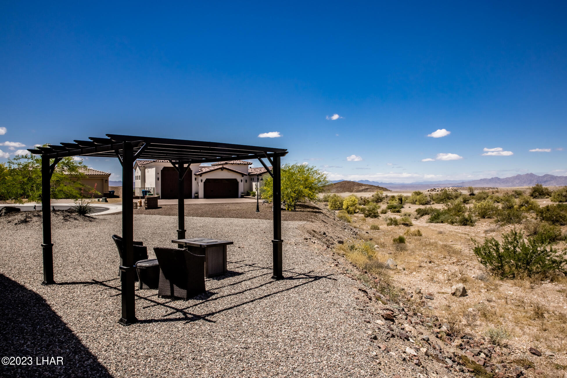 8023 Corte Del Desierto