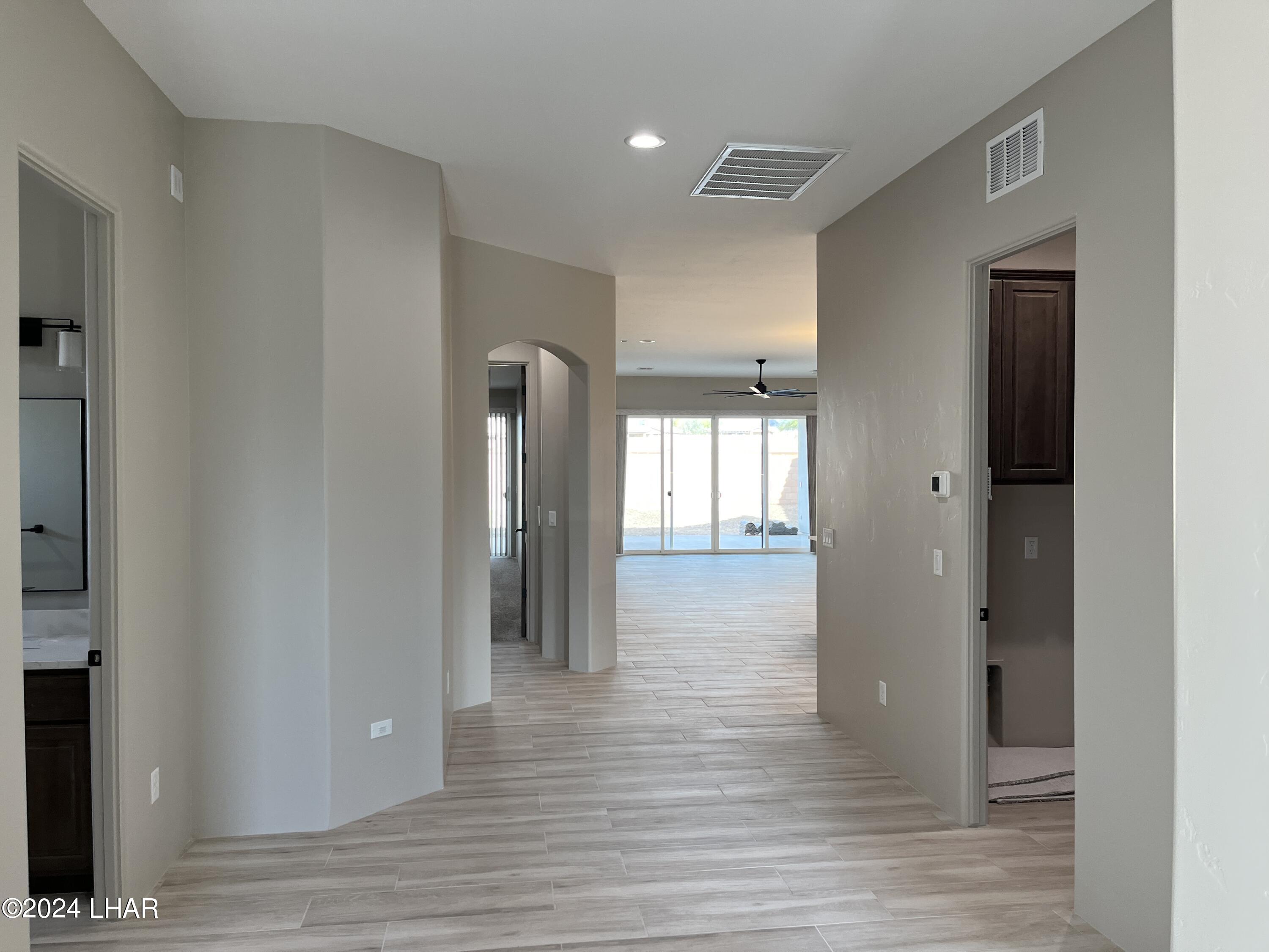 1731 E Persimmon Ave