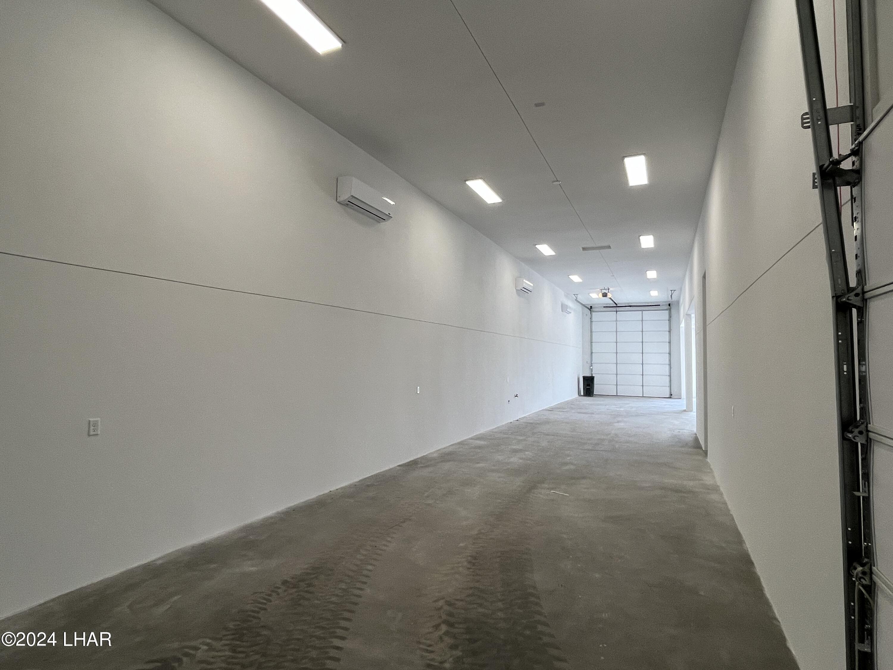 1731 E Persimmon Ave