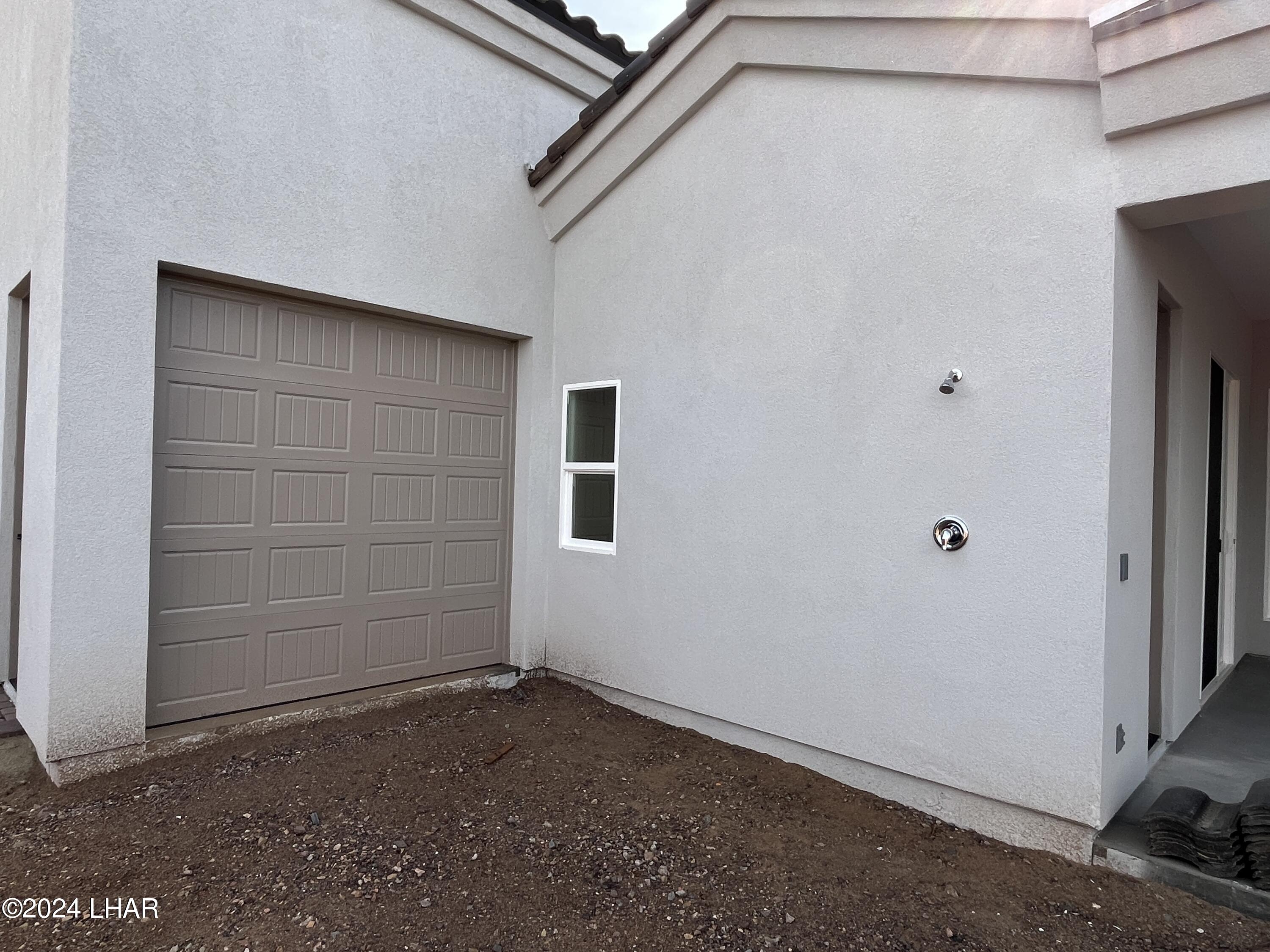 1731 E Persimmon Ave