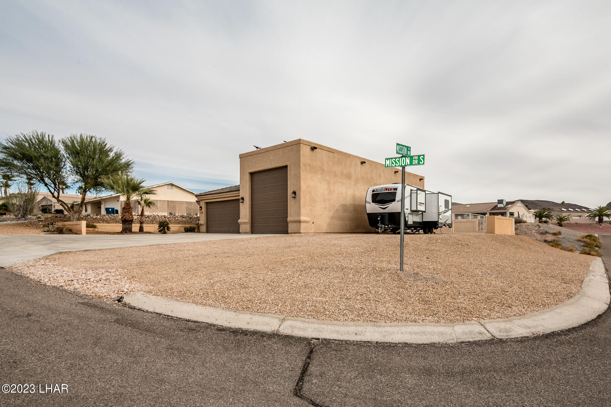 3708 Mission Dr S