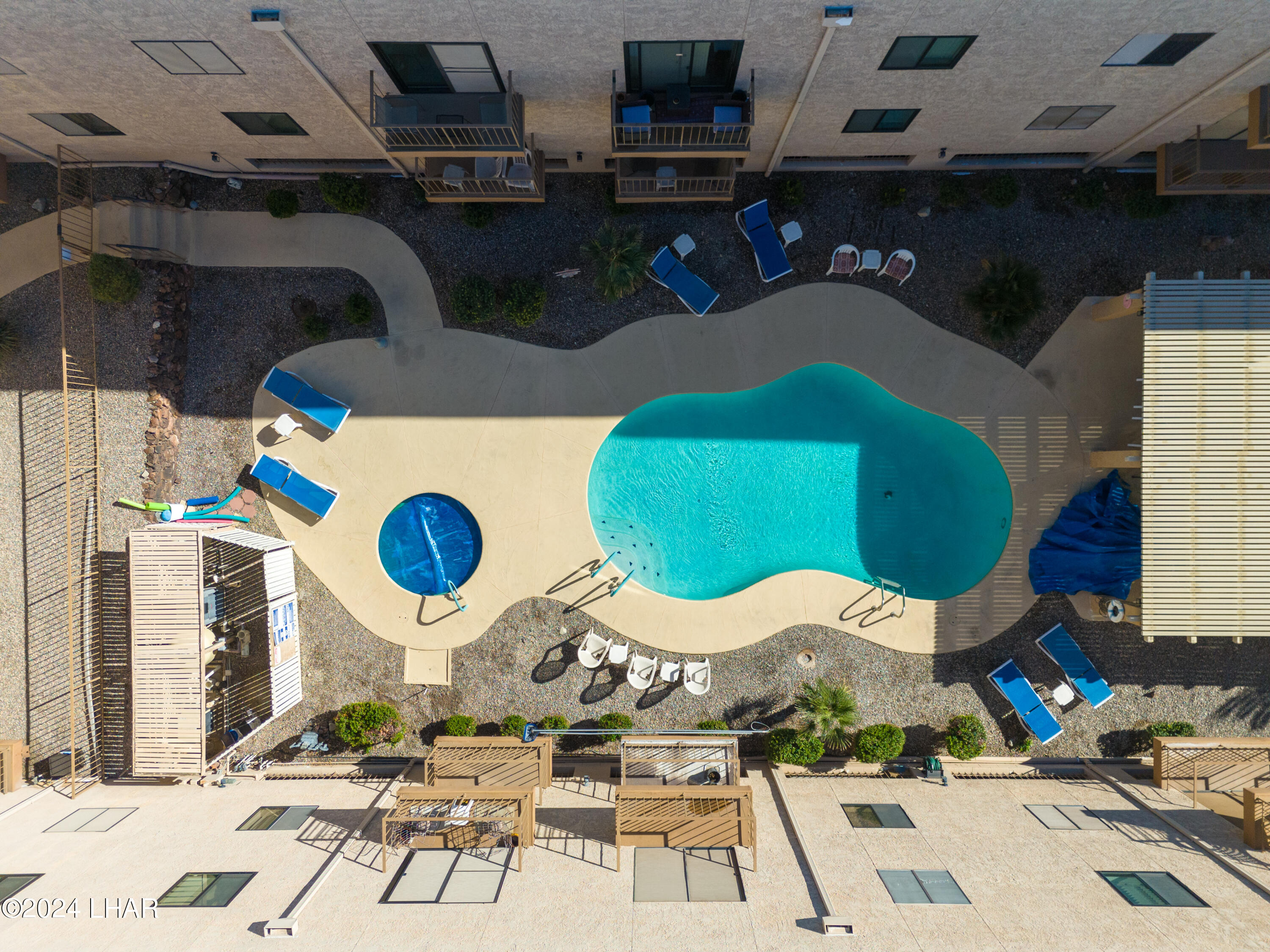 2094 Mesquite Ave, 214