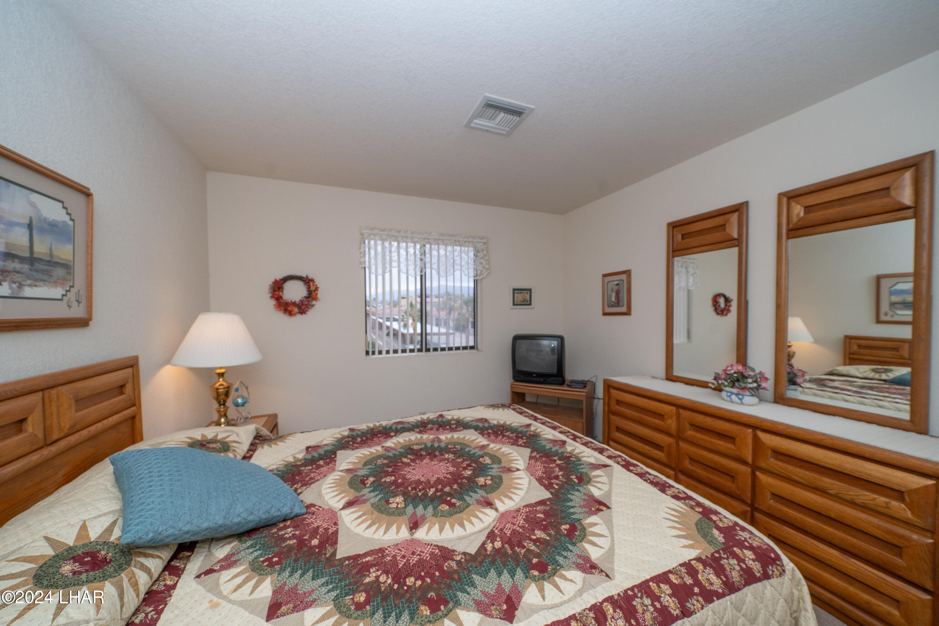 2094 Mesquite Ave, 214