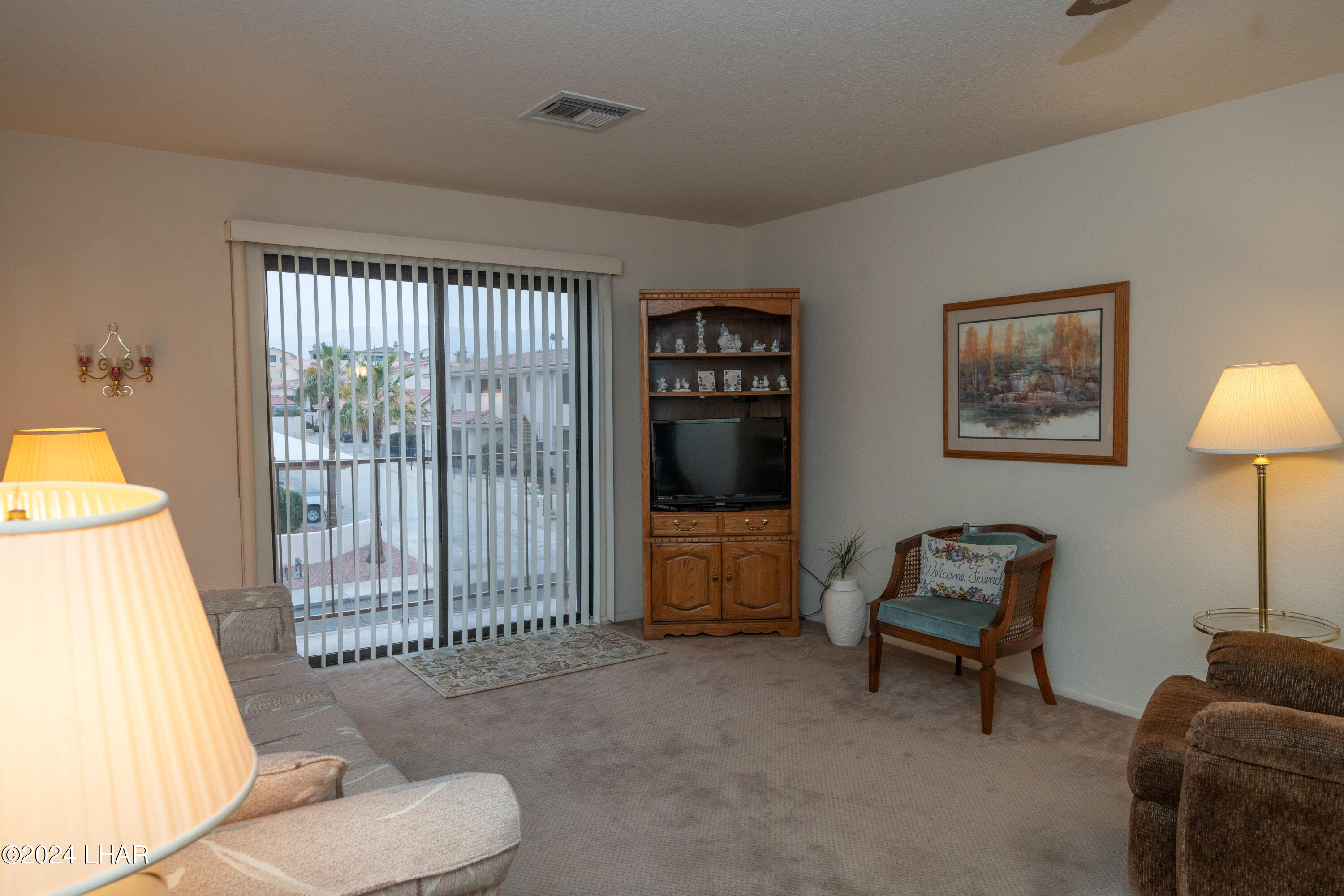 2094 Mesquite Ave, 214