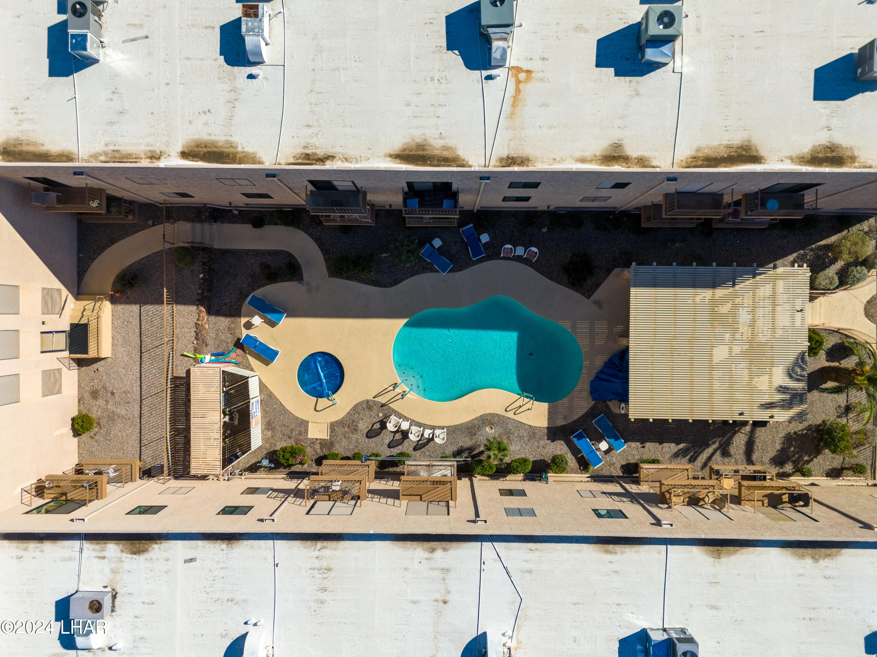 2094 Mesquite Ave, 214