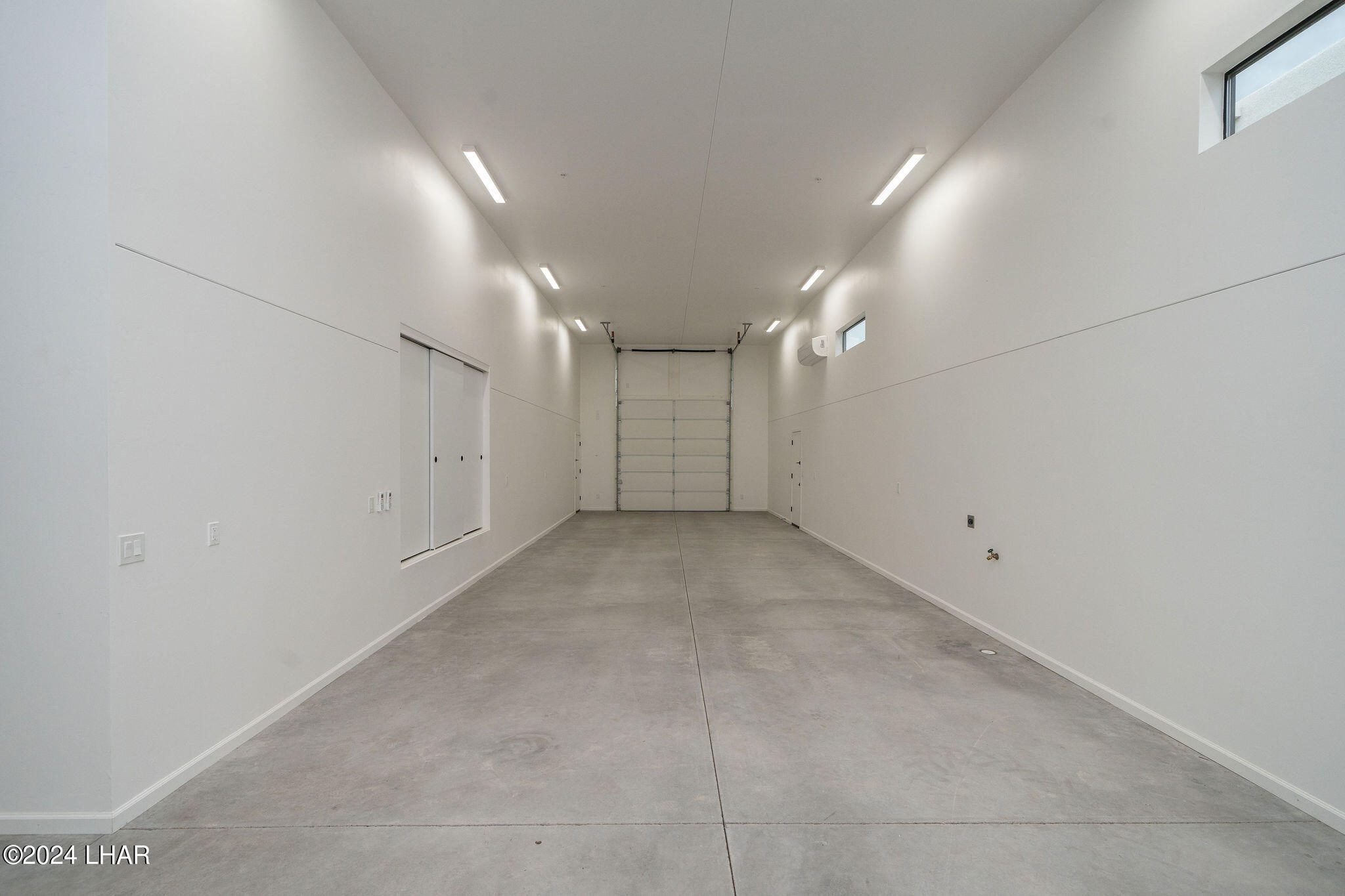 6881 Avienda De Los Foothills