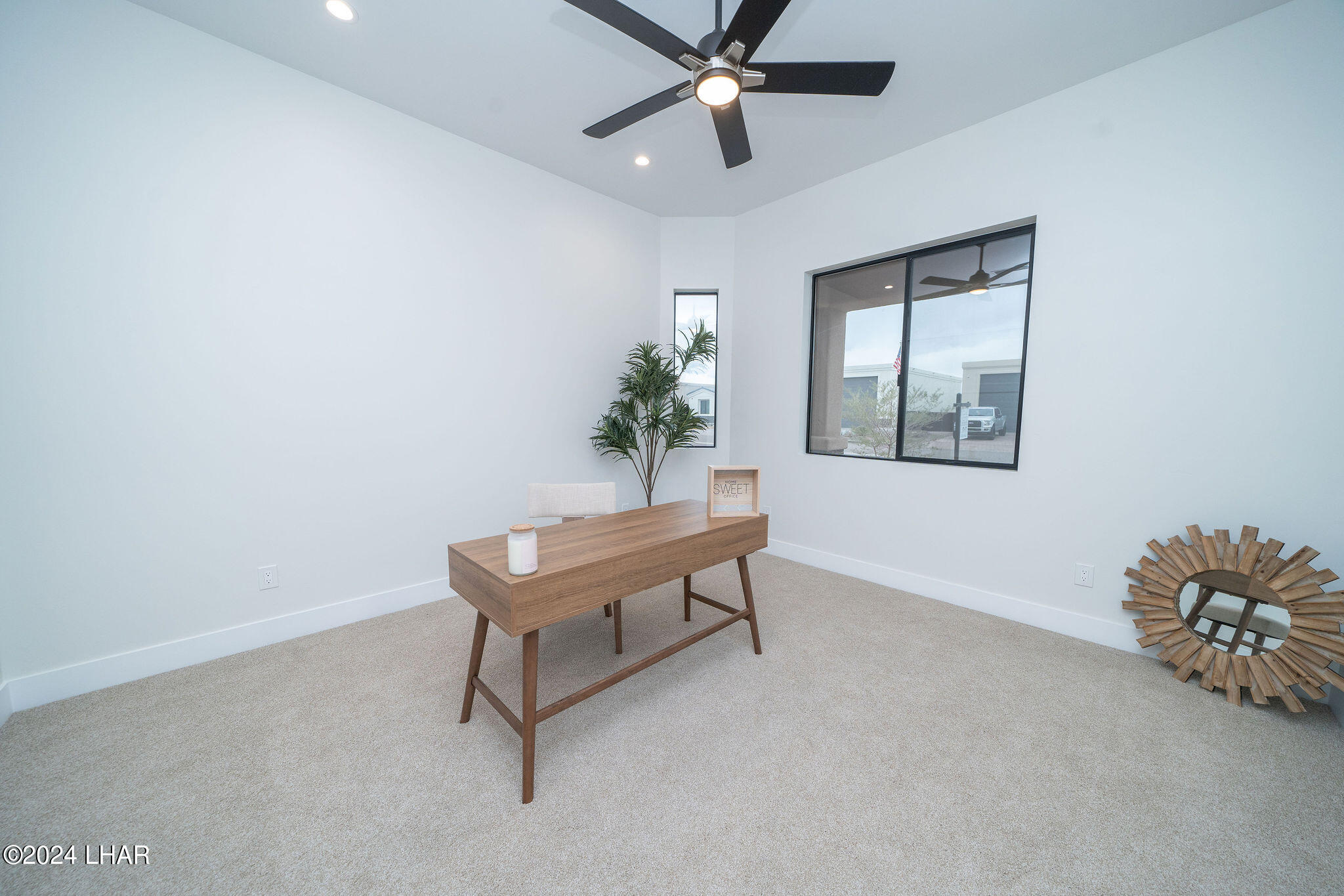 6881 Avienda De Los Foothills