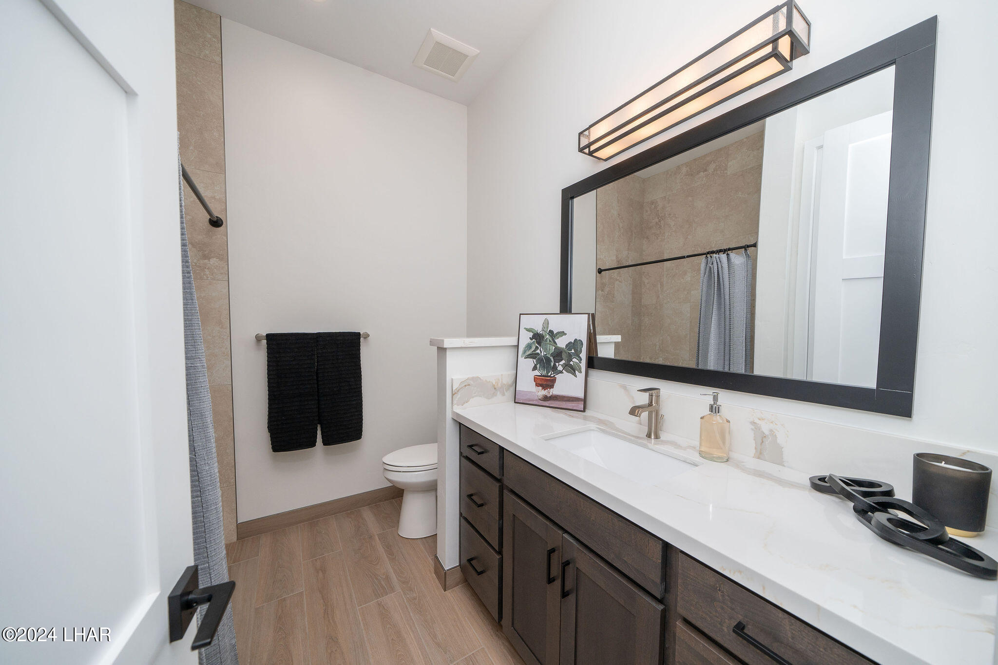 6881 Avienda De Los Foothills