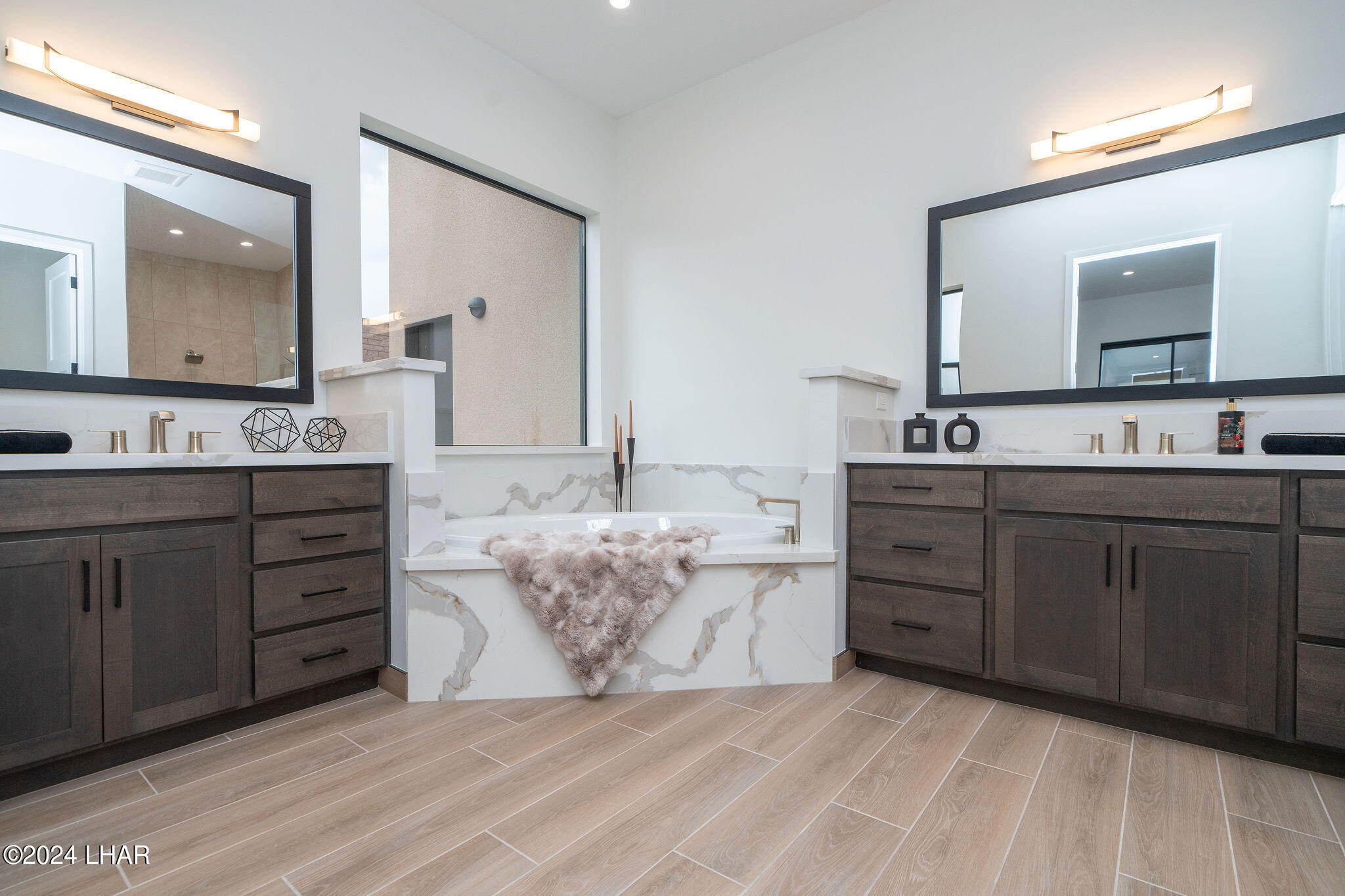 6881 Avienda De Los Foothills