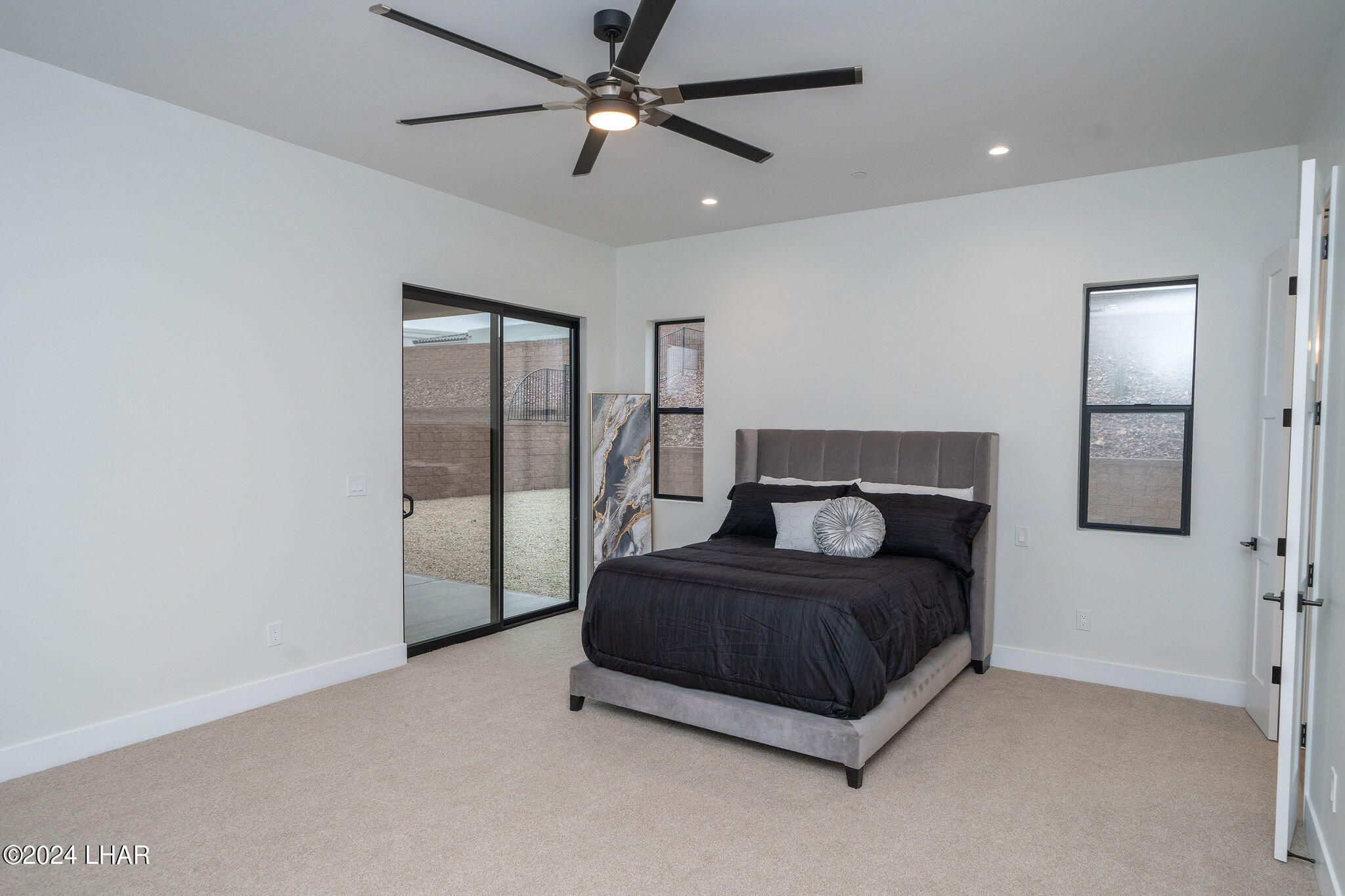 6881 Avienda De Los Foothills