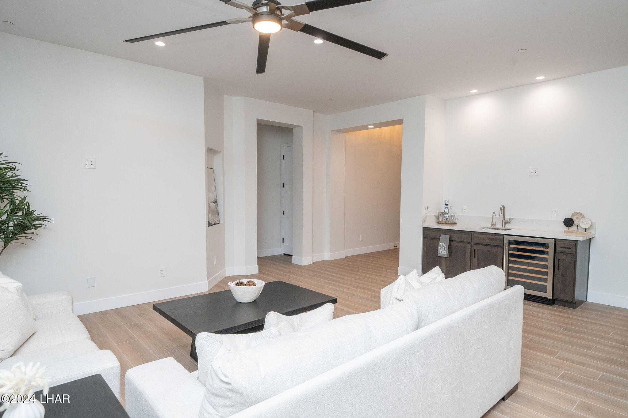 6881 Avienda De Los Foothills