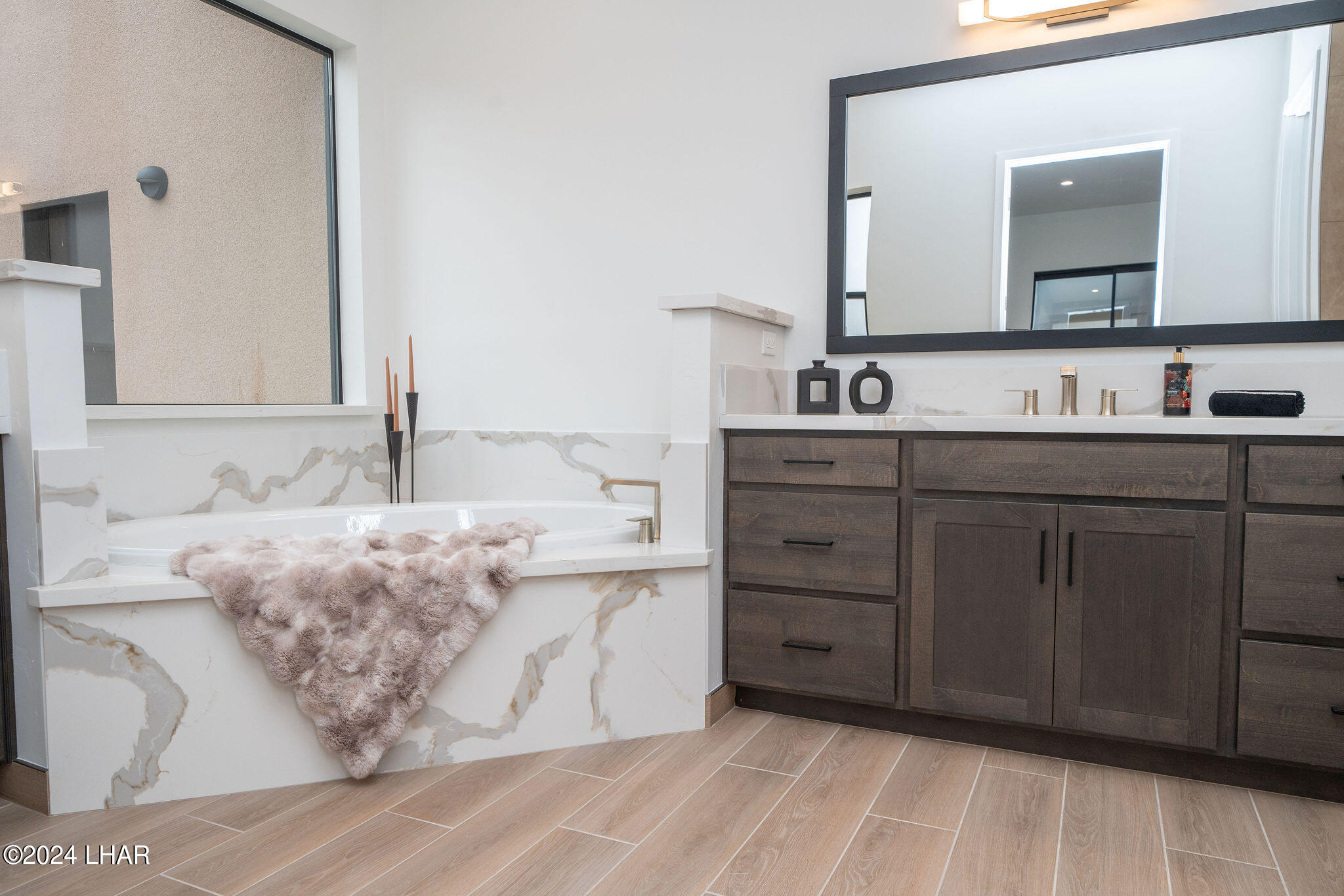 6881 Avienda De Los Foothills