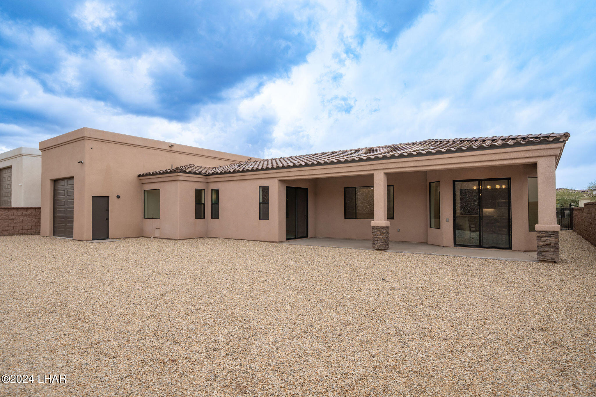 6881 Avienda De Los Foothills