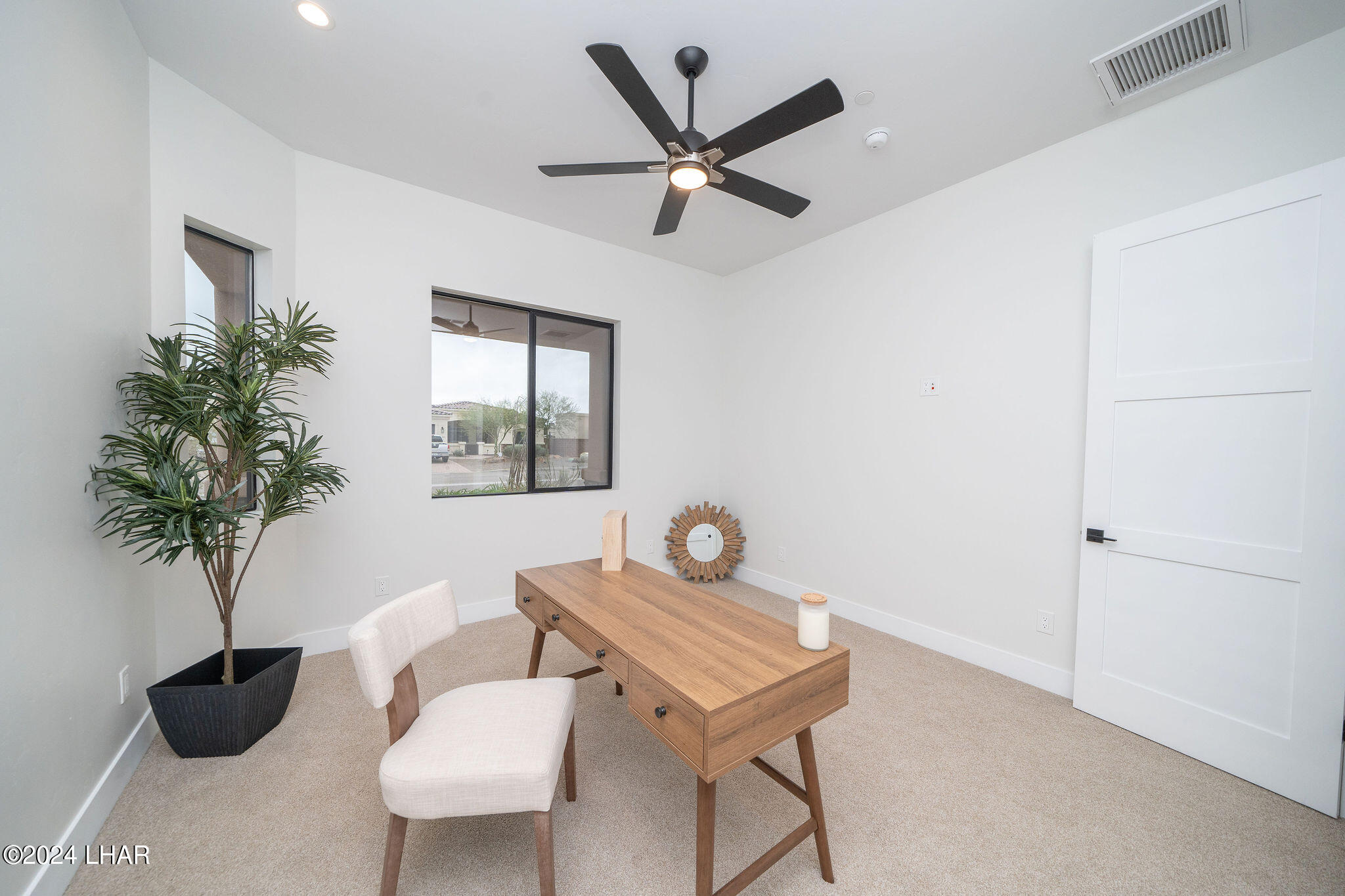 6881 Avienda De Los Foothills