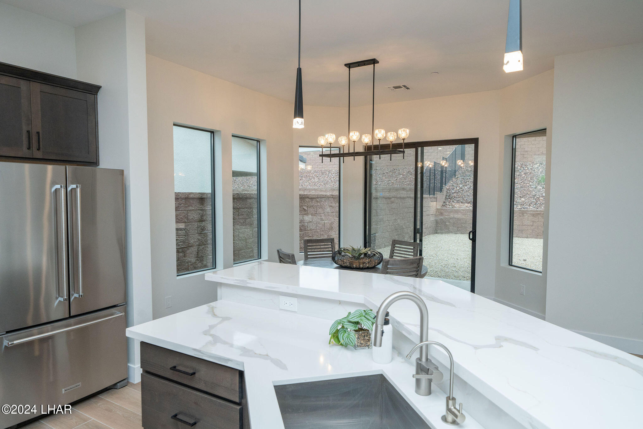 6881 Avienda De Los Foothills