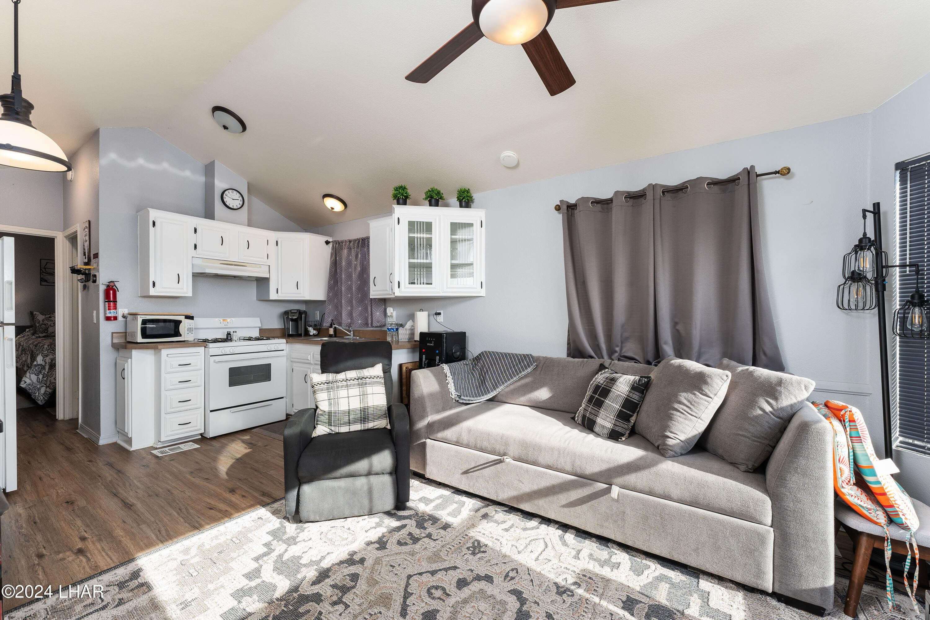 1534 Beachcomber Blvd, D8