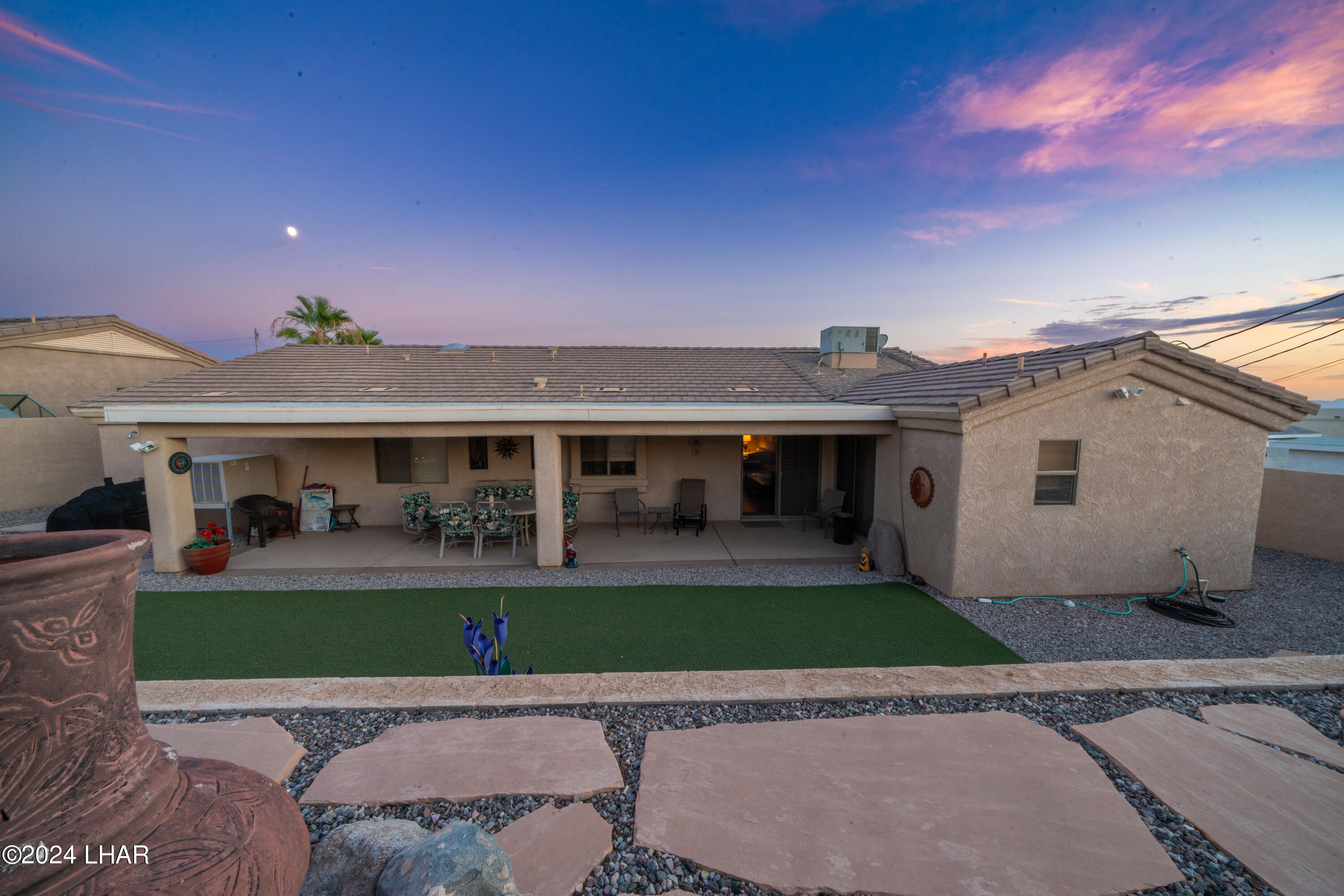 3341 Palo Verde Blvd N