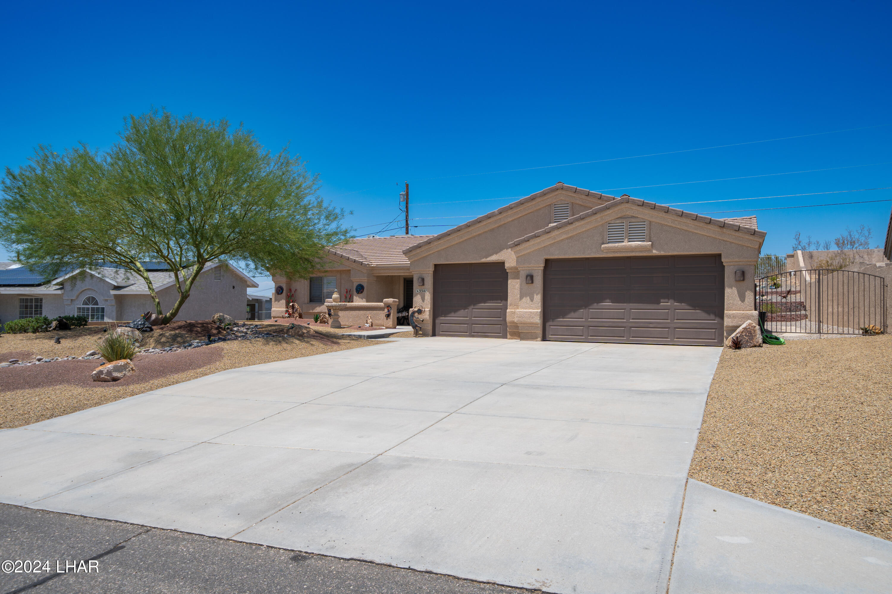 3341 Palo Verde Blvd N