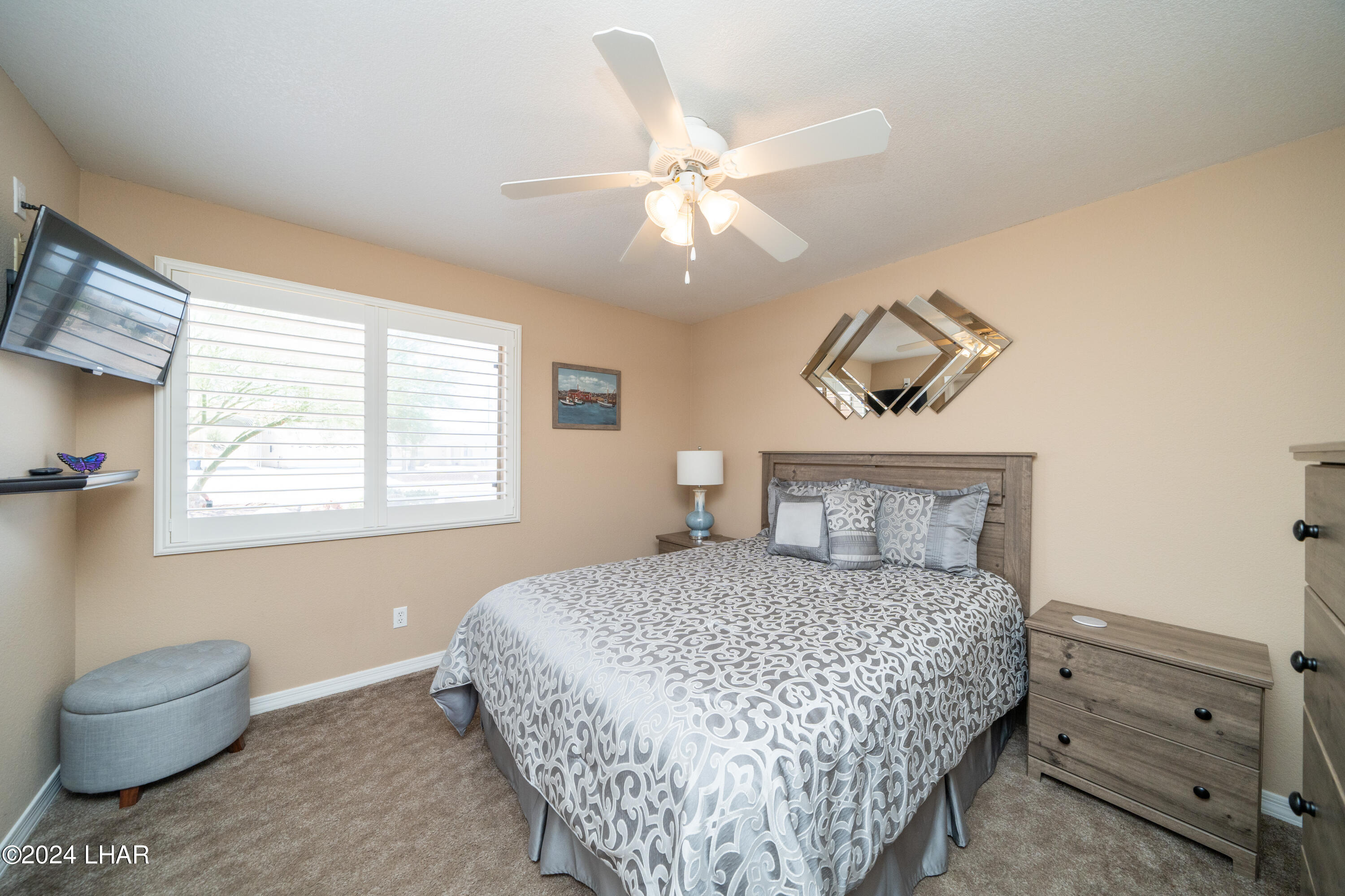 3341 Palo Verde Blvd N