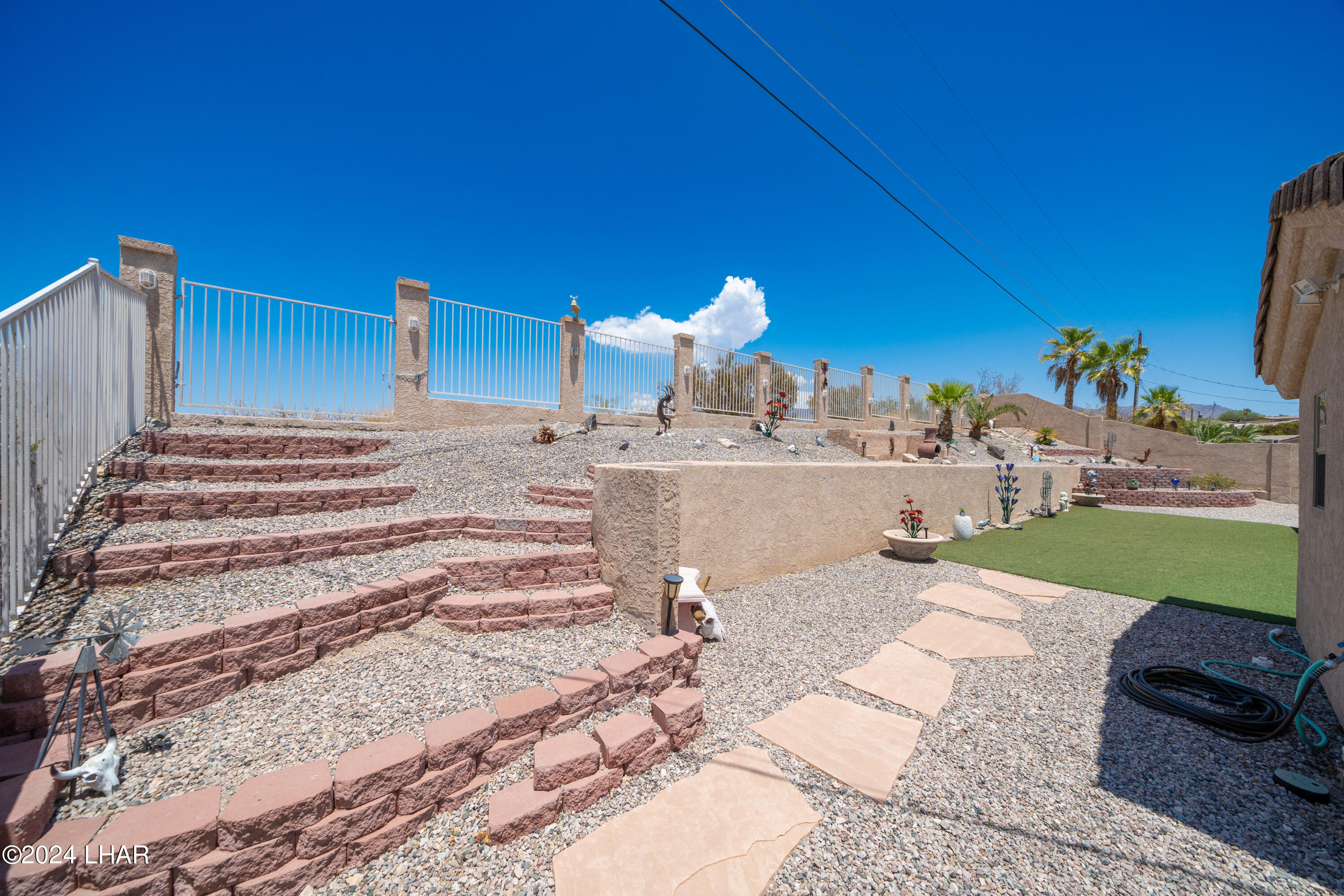 3341 Palo Verde Blvd N