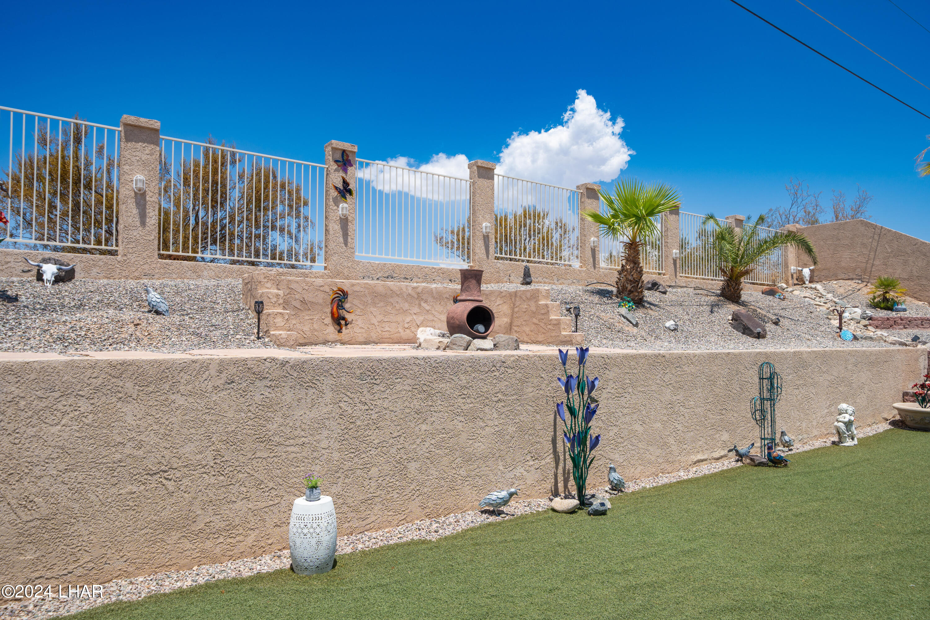 3341 Palo Verde Blvd N