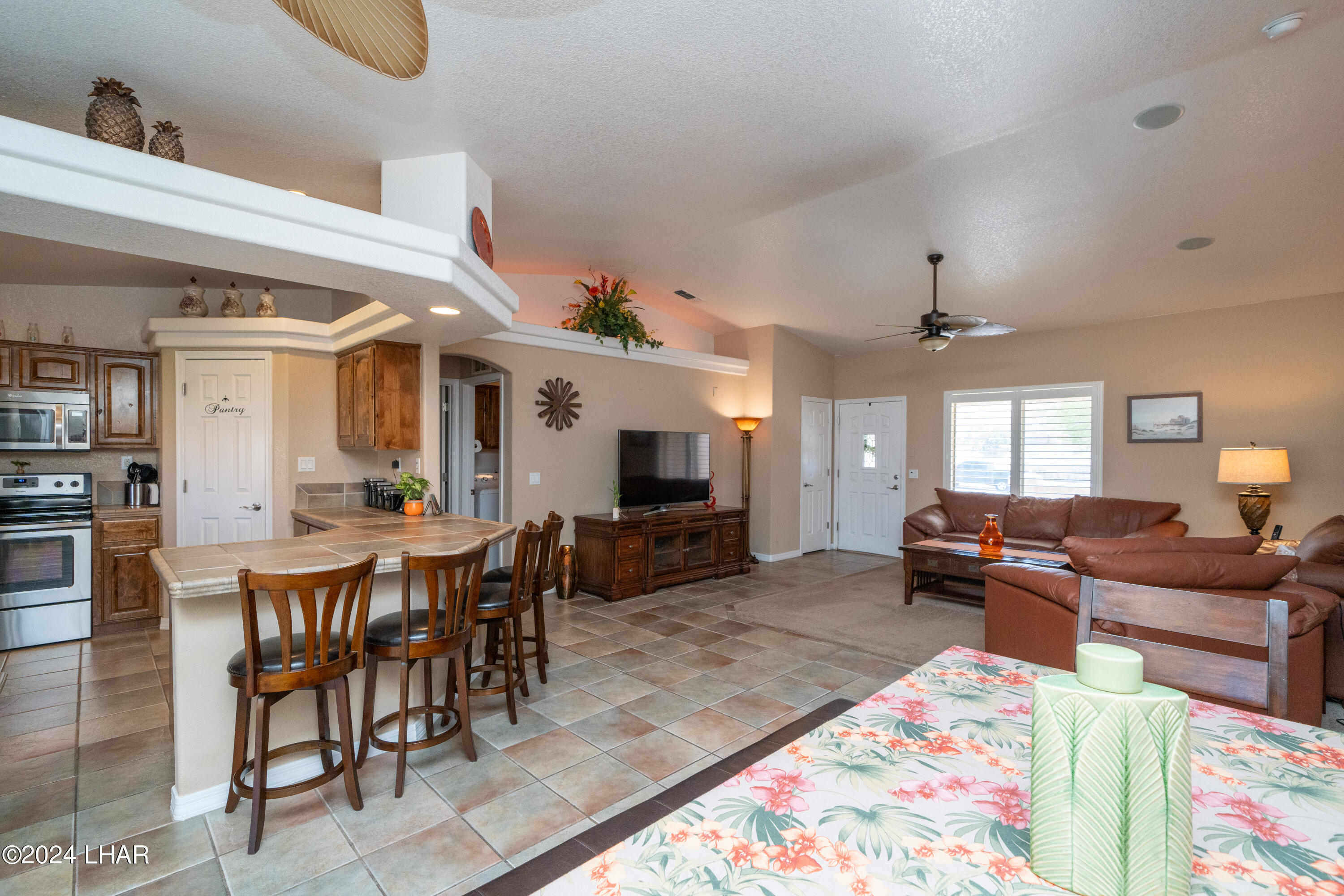 3341 Palo Verde Blvd N