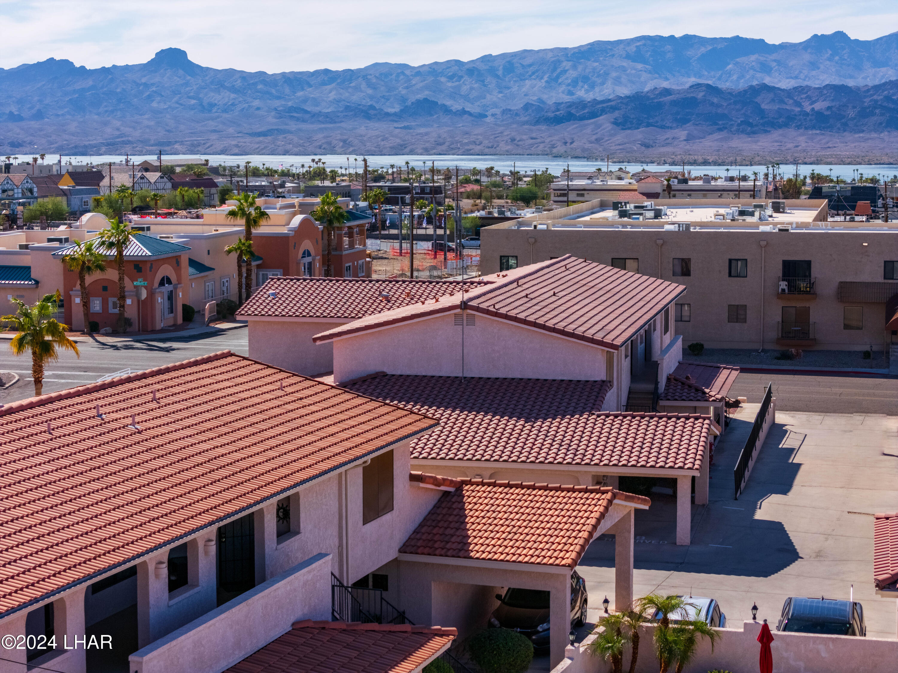 2095 Mesquite Ave, 10