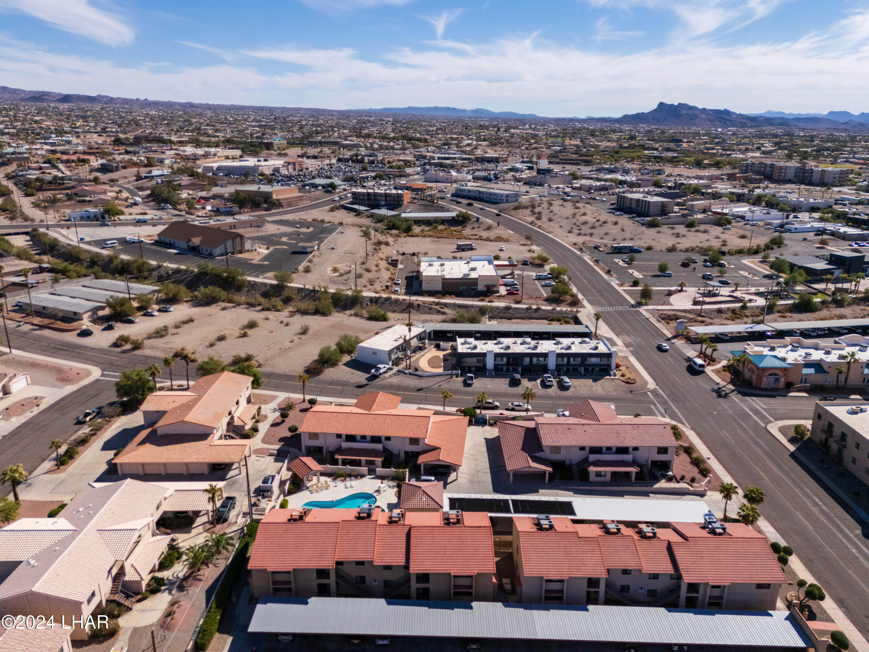 2095 Mesquite Ave, 10