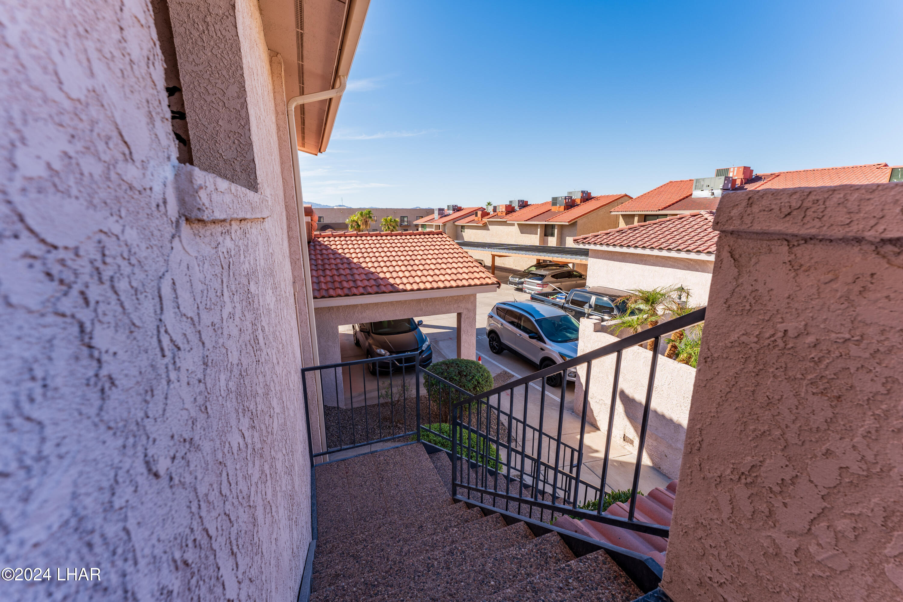 2095 Mesquite Ave, 10