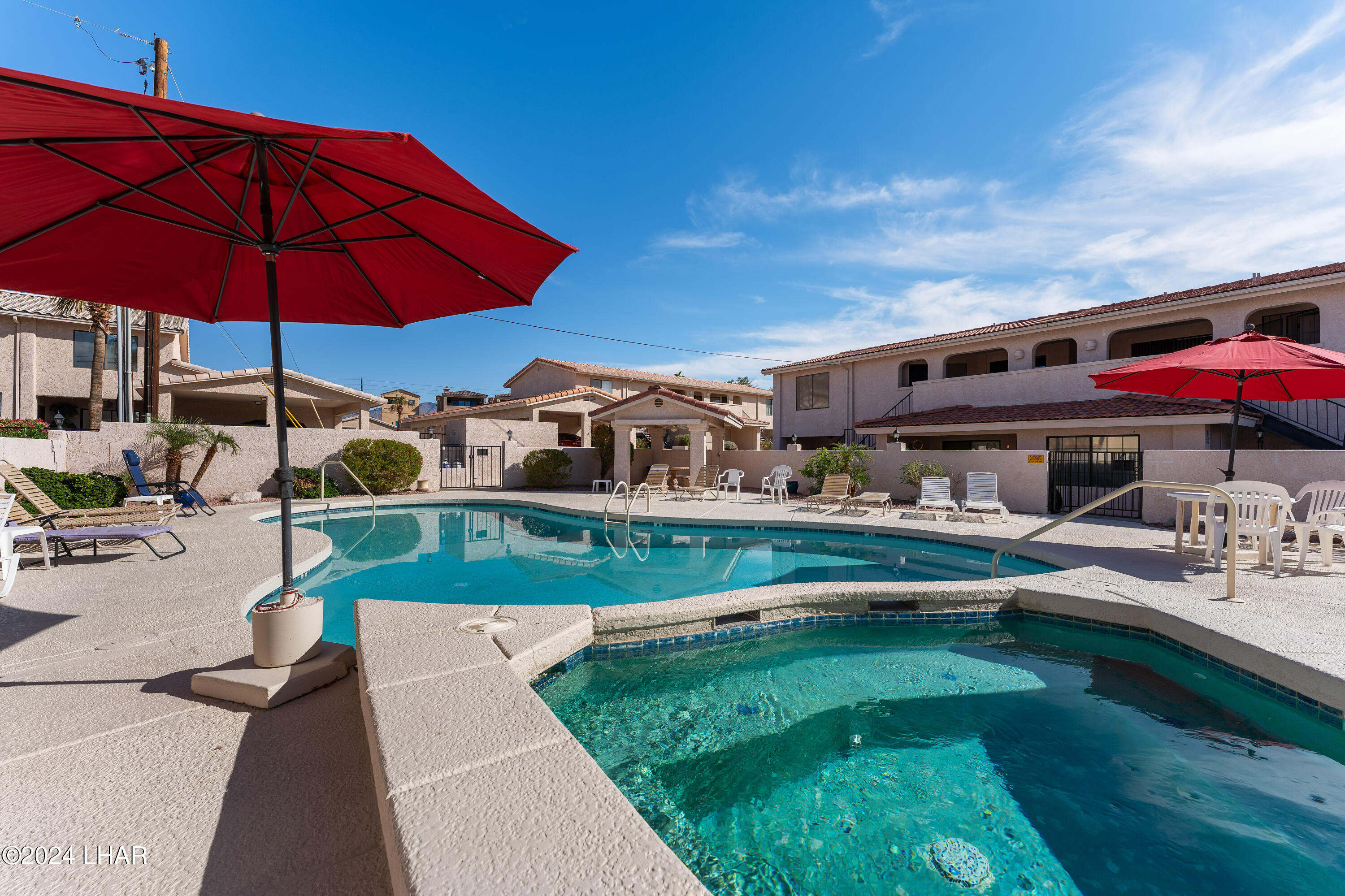 2095 Mesquite Ave, 10