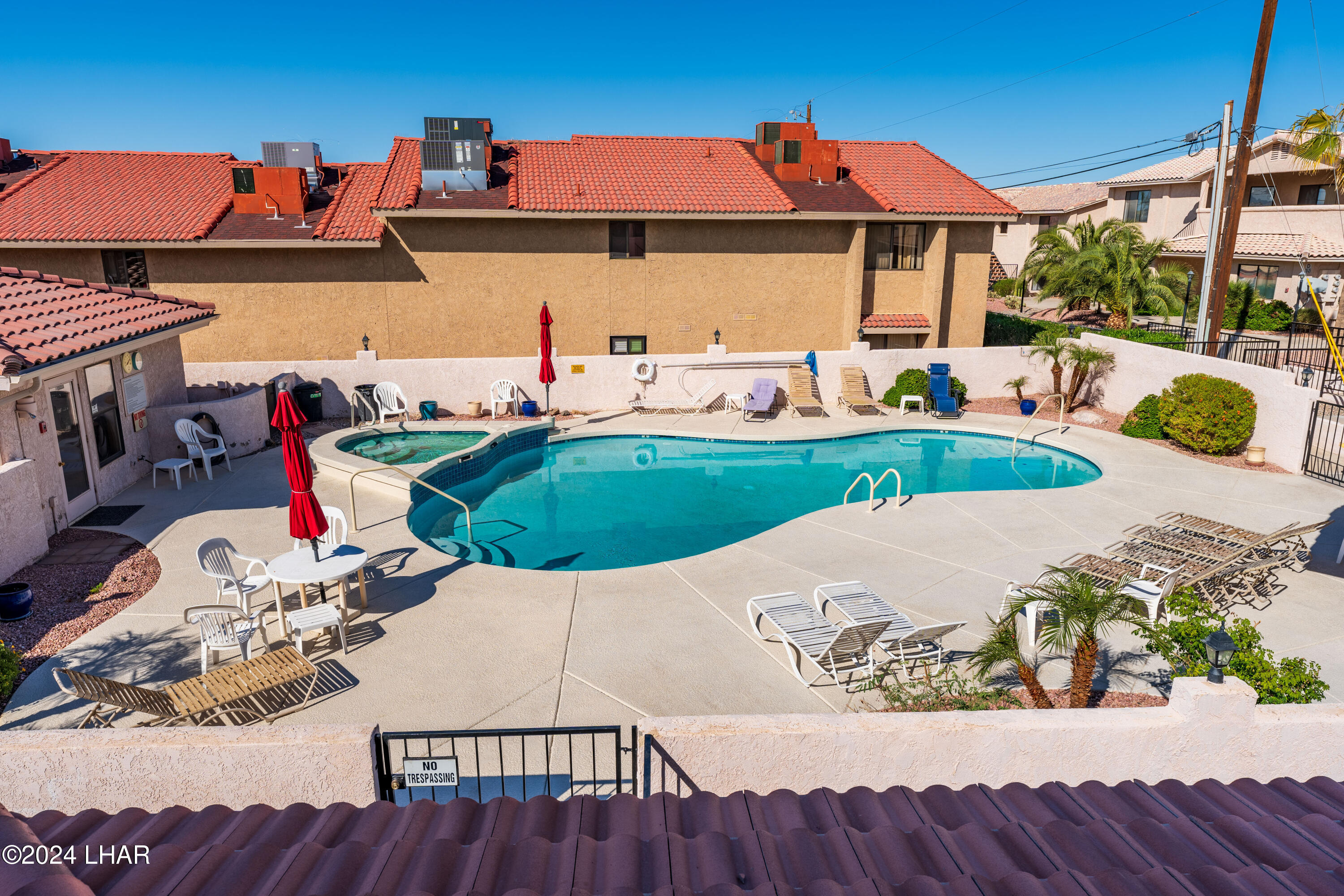 2095 Mesquite Ave, 10