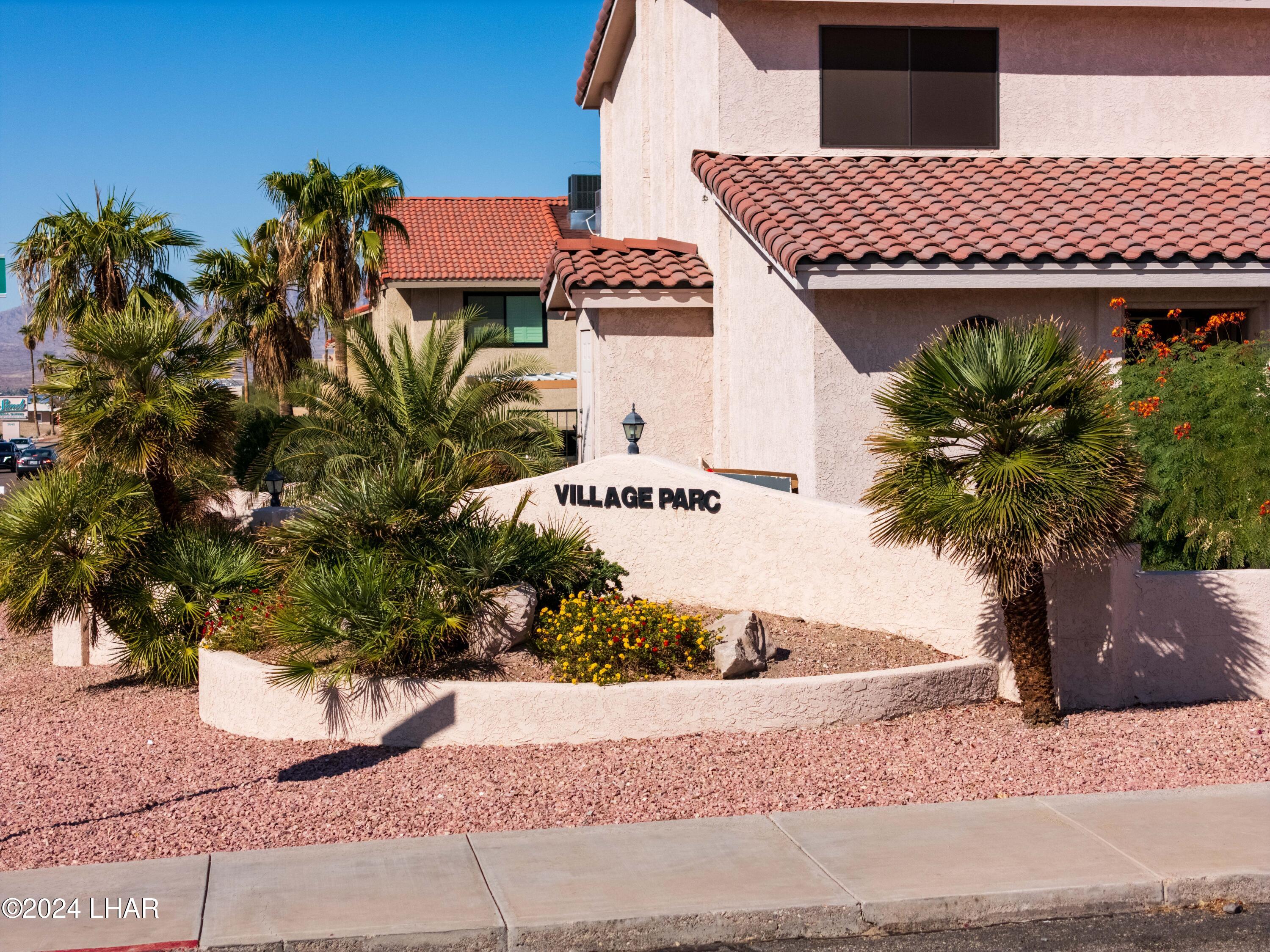 2095 Mesquite Ave, 10