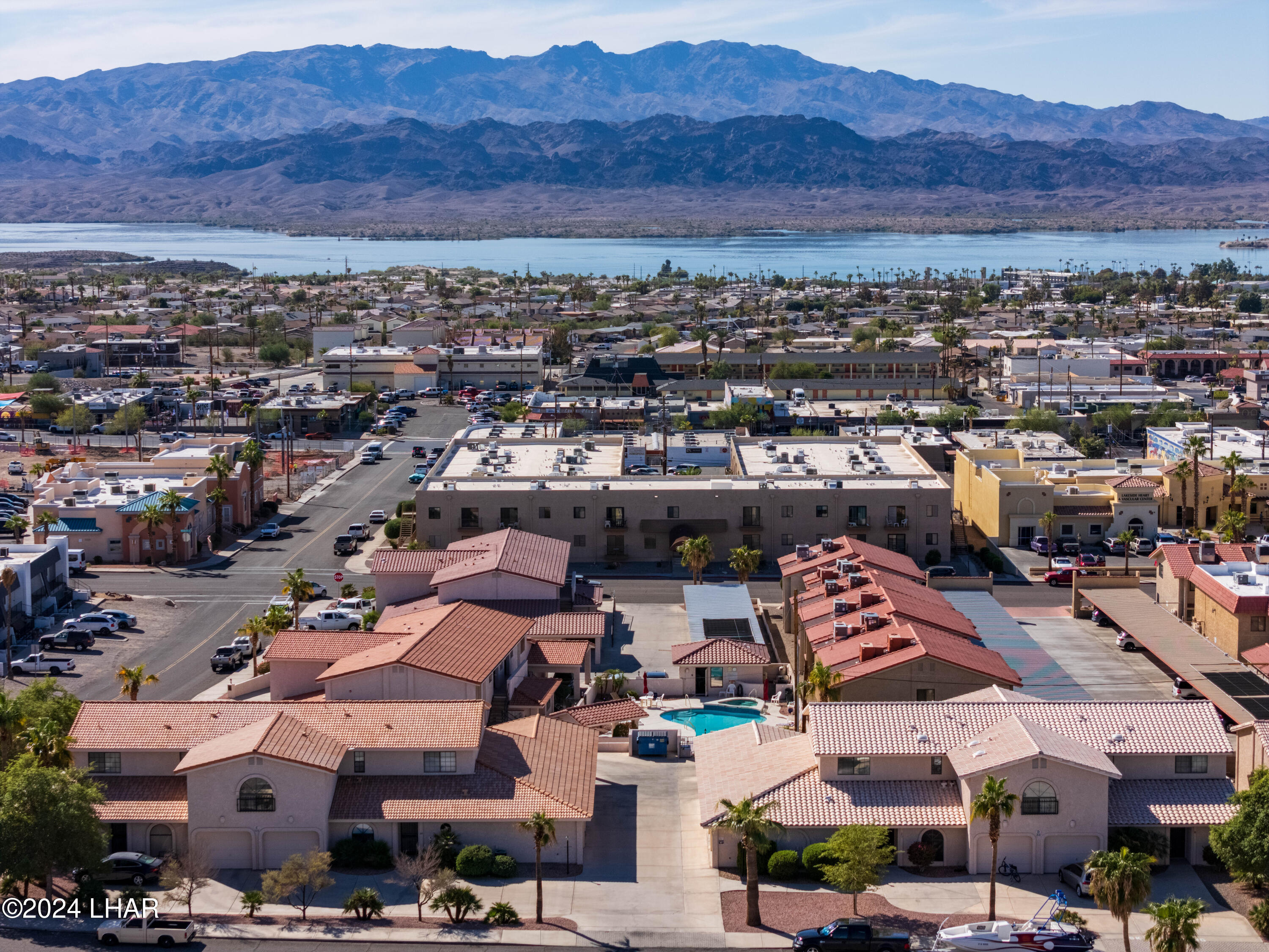 2095 Mesquite Ave, 10