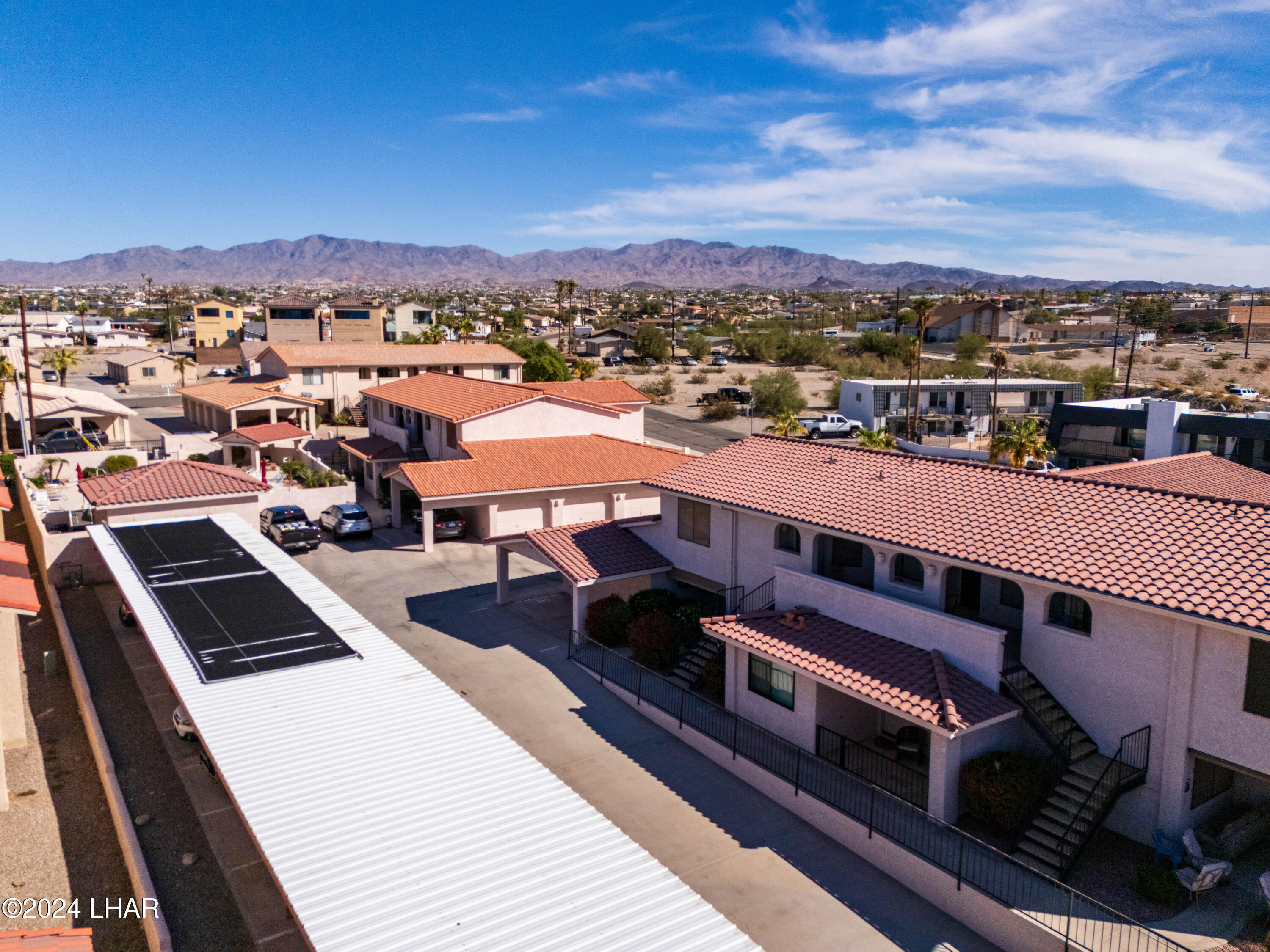 2095 Mesquite Ave, 10