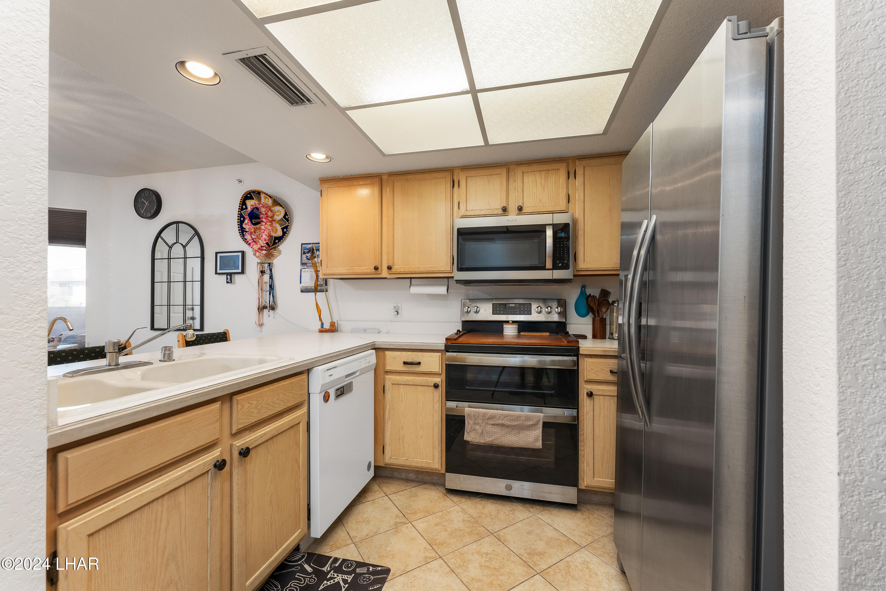 2095 Mesquite Ave, 10