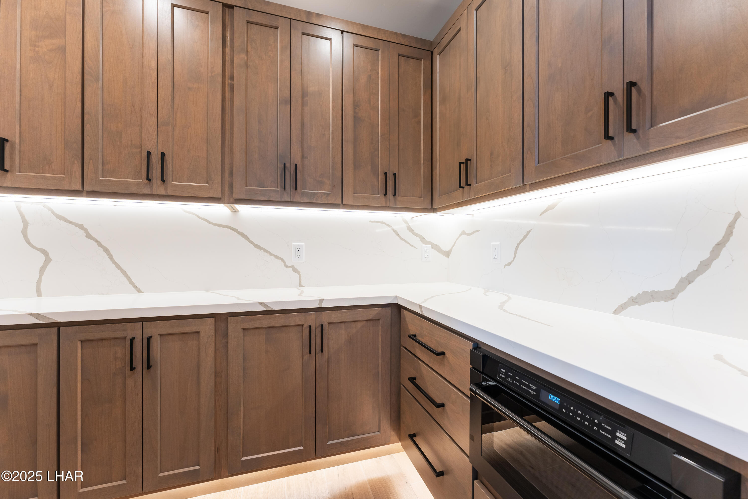 6527 Calle De Los Arroyos