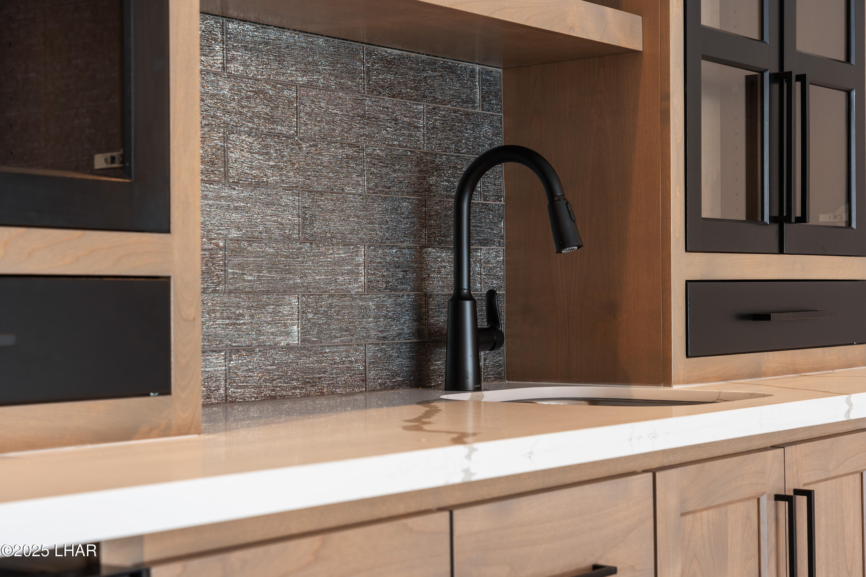 6527 Calle De Los Arroyos