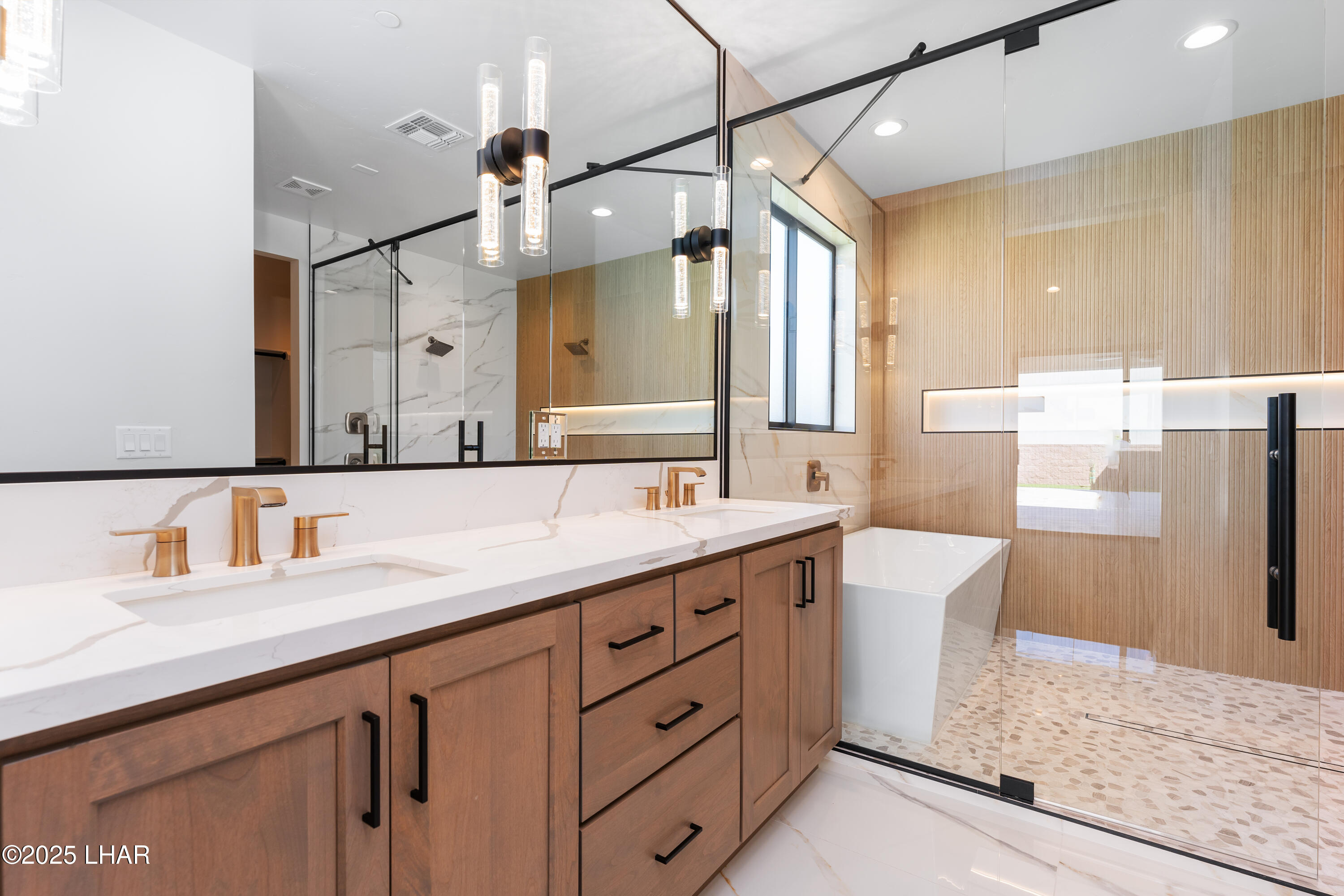 6527 Calle De Los Arroyos