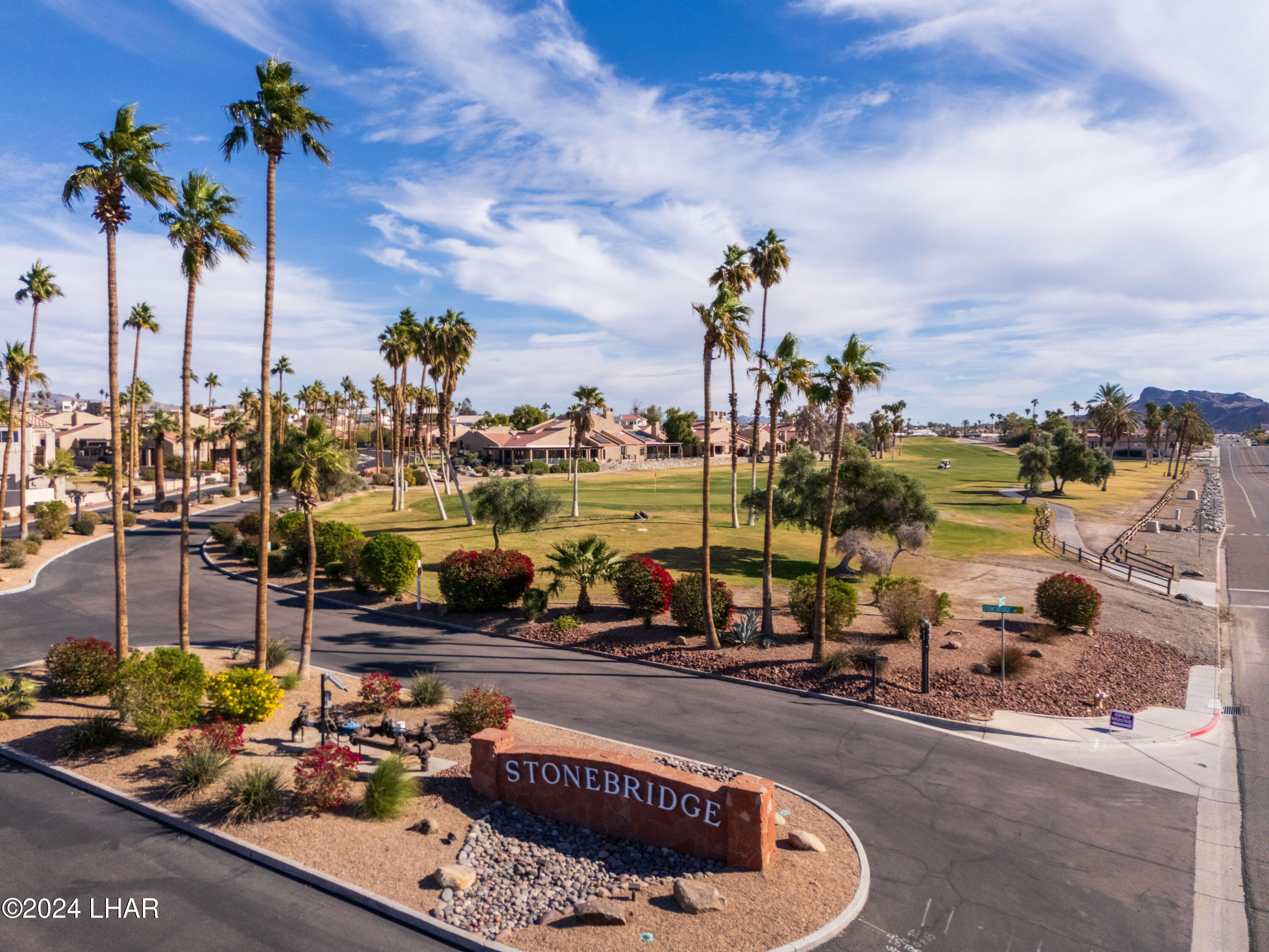 2528 Pebble Beach Loop