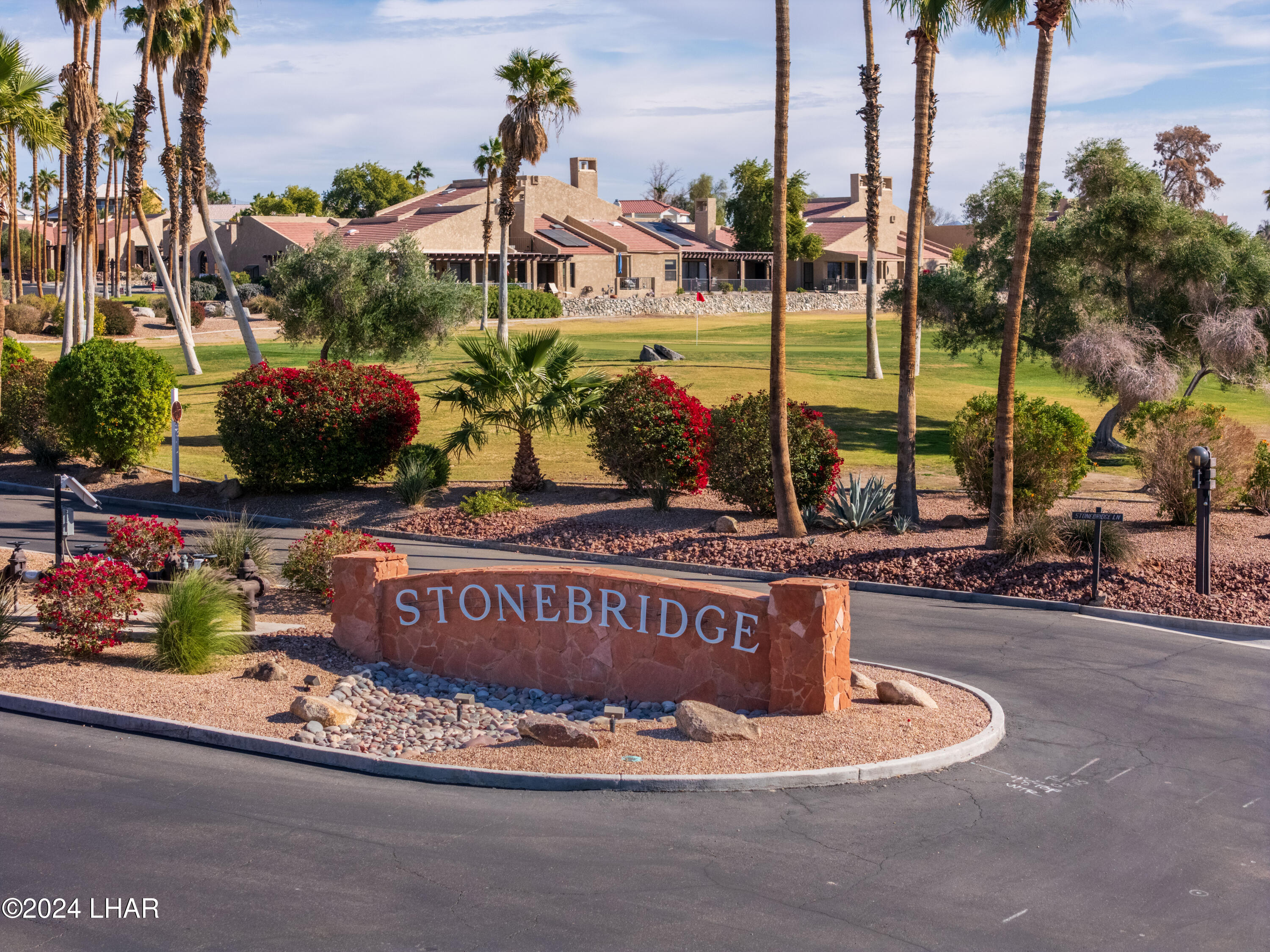 2528 Pebble Beach Loop