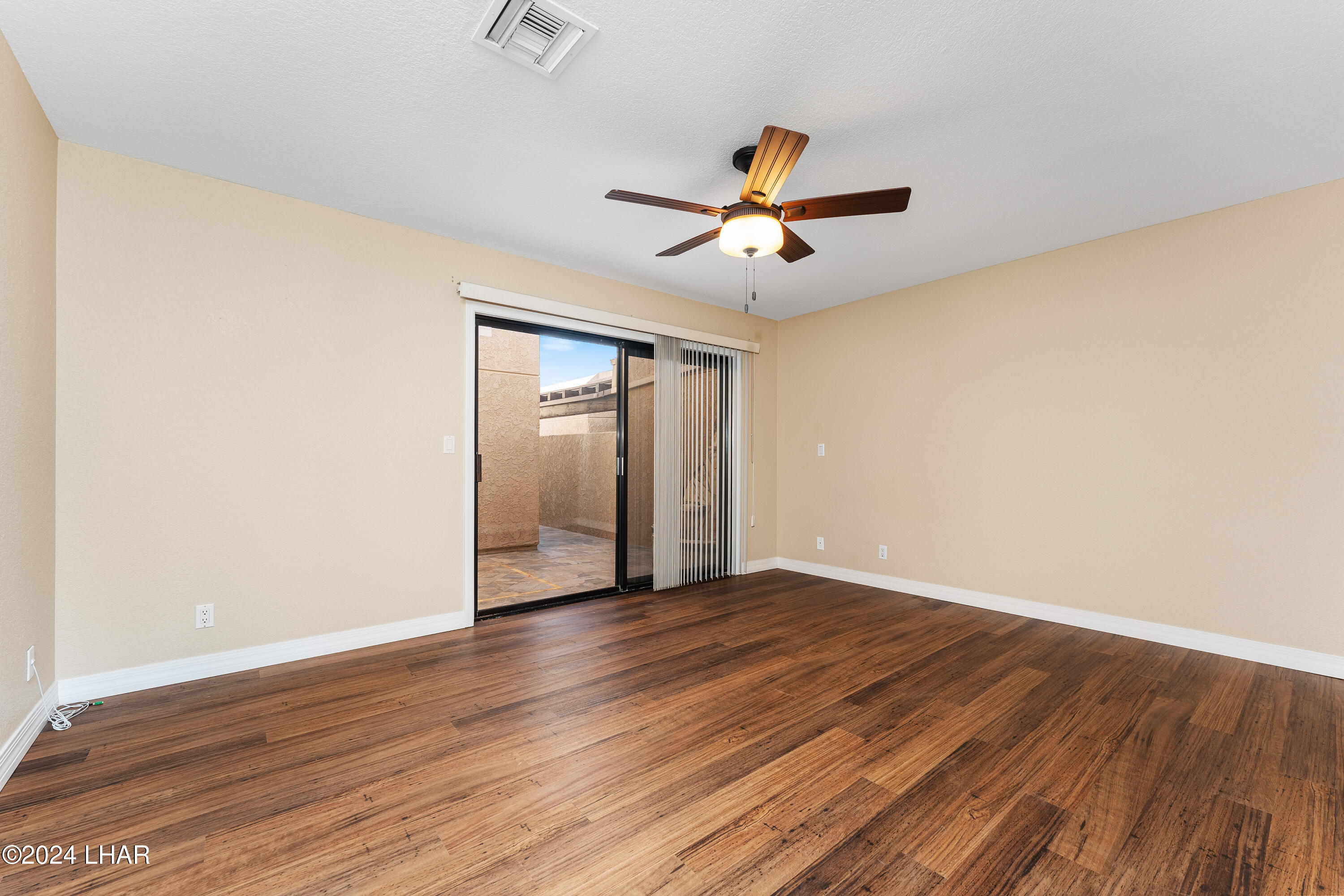 2528 Pebble Beach Loop