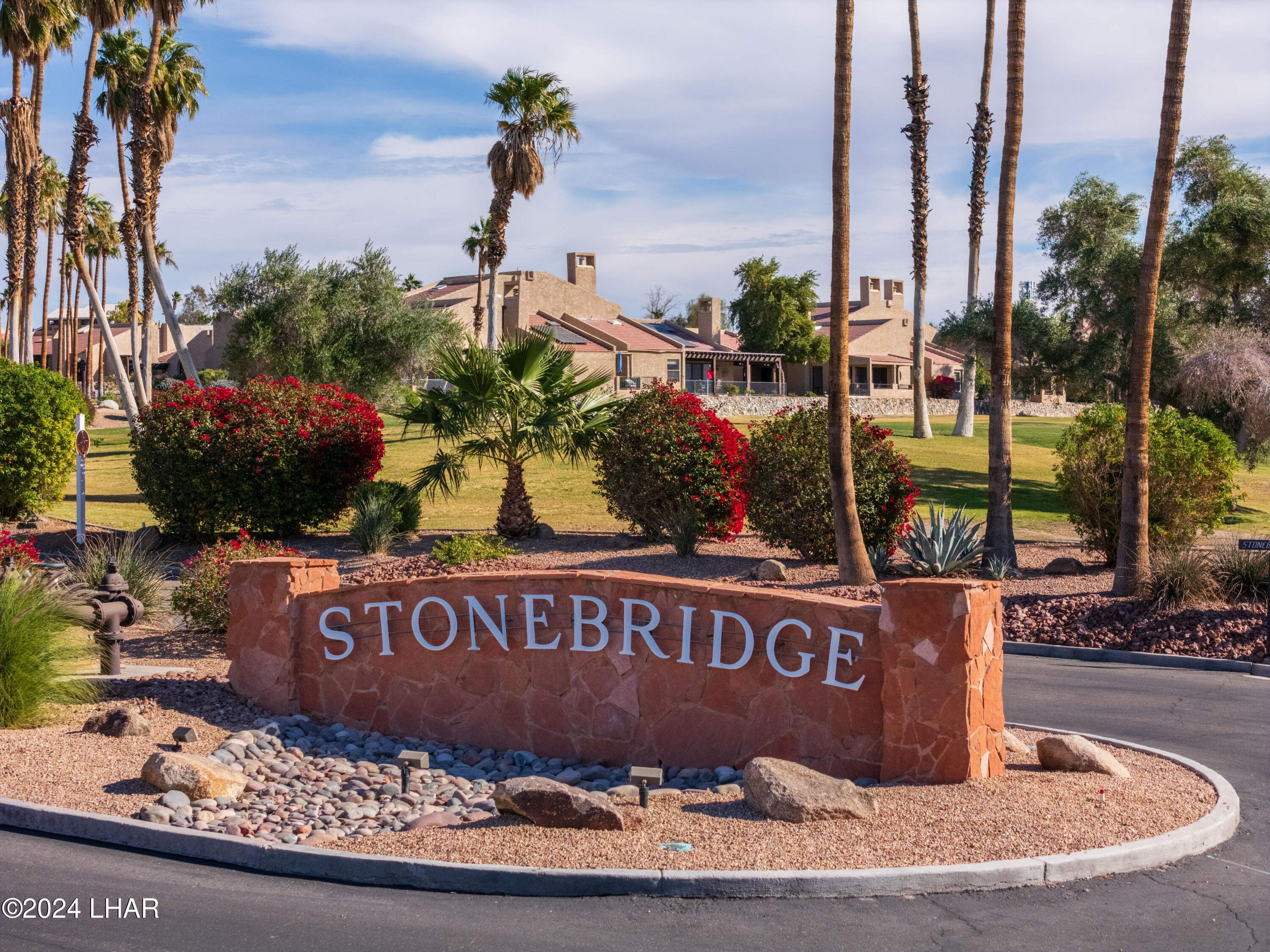 2528 Pebble Beach Loop