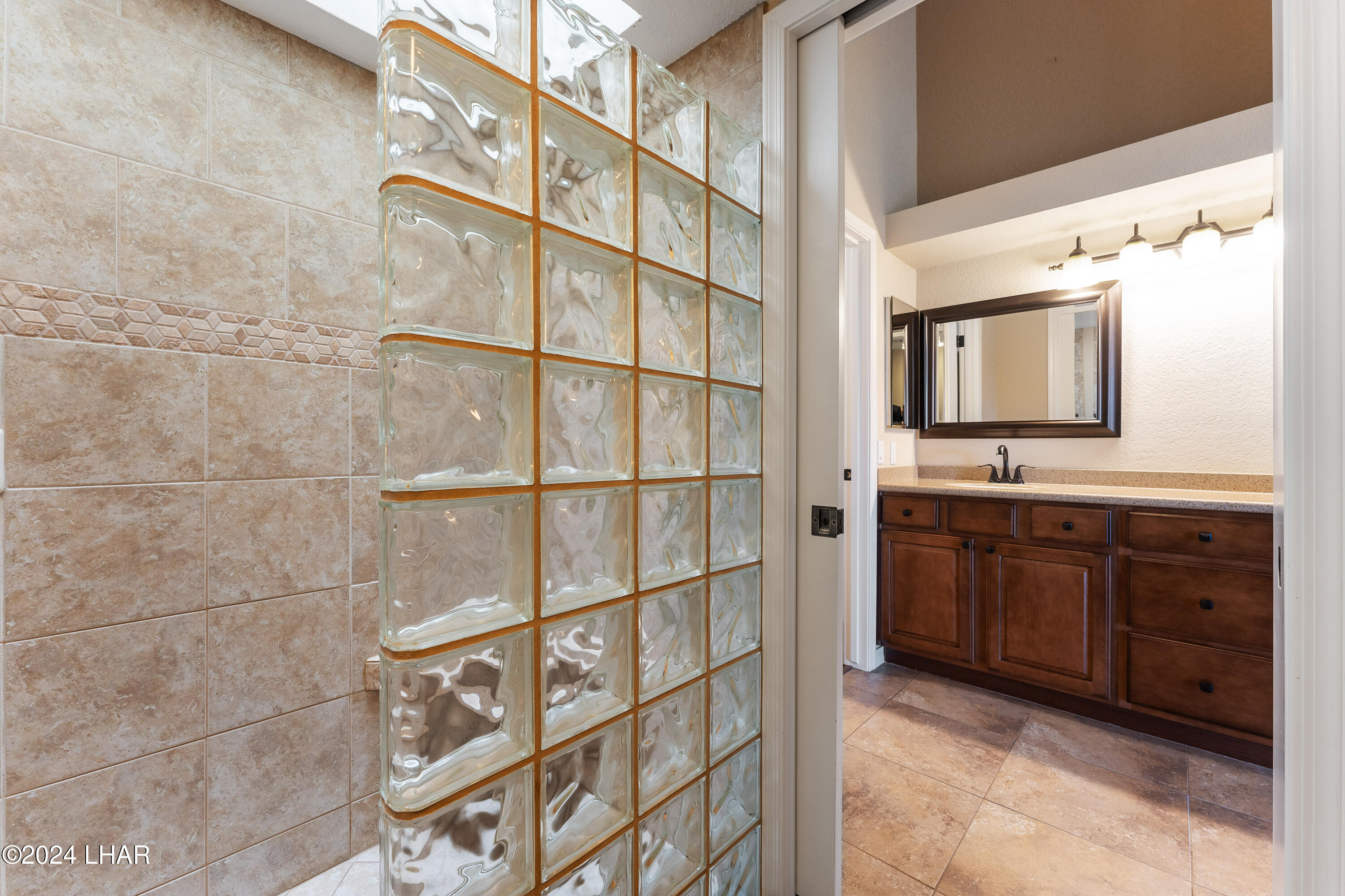 2528 Pebble Beach Loop