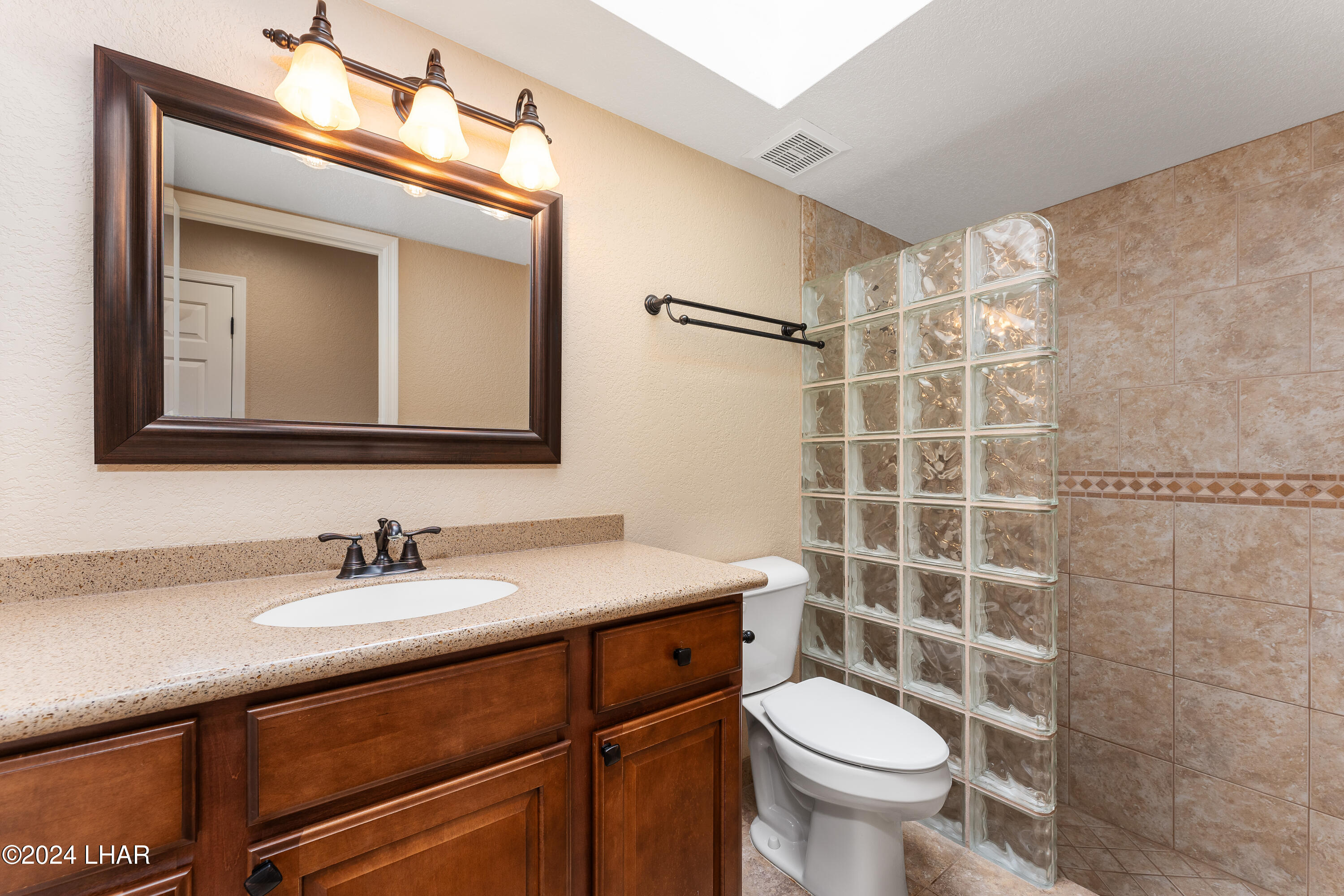 2528 Pebble Beach Loop