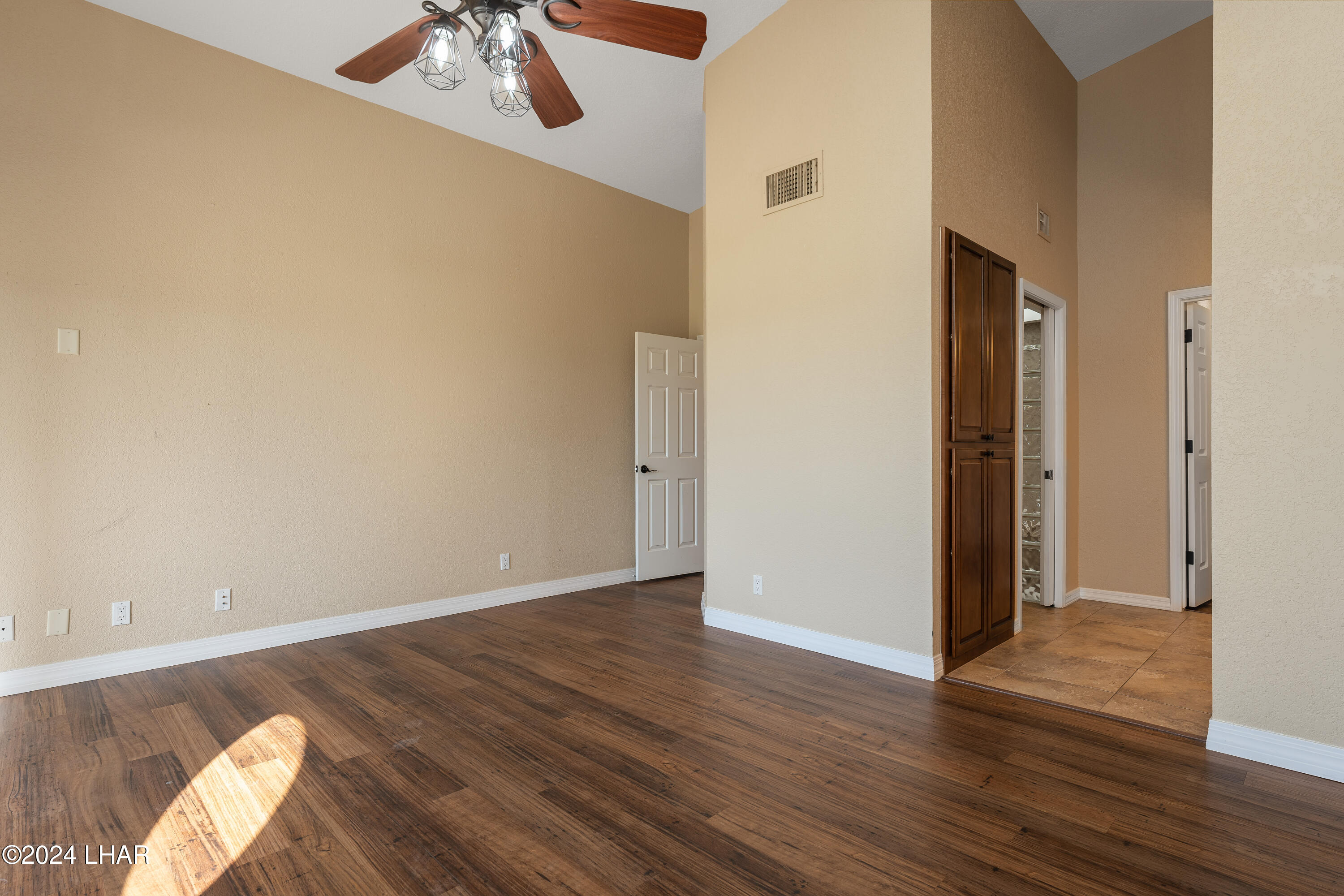 2528 Pebble Beach Loop