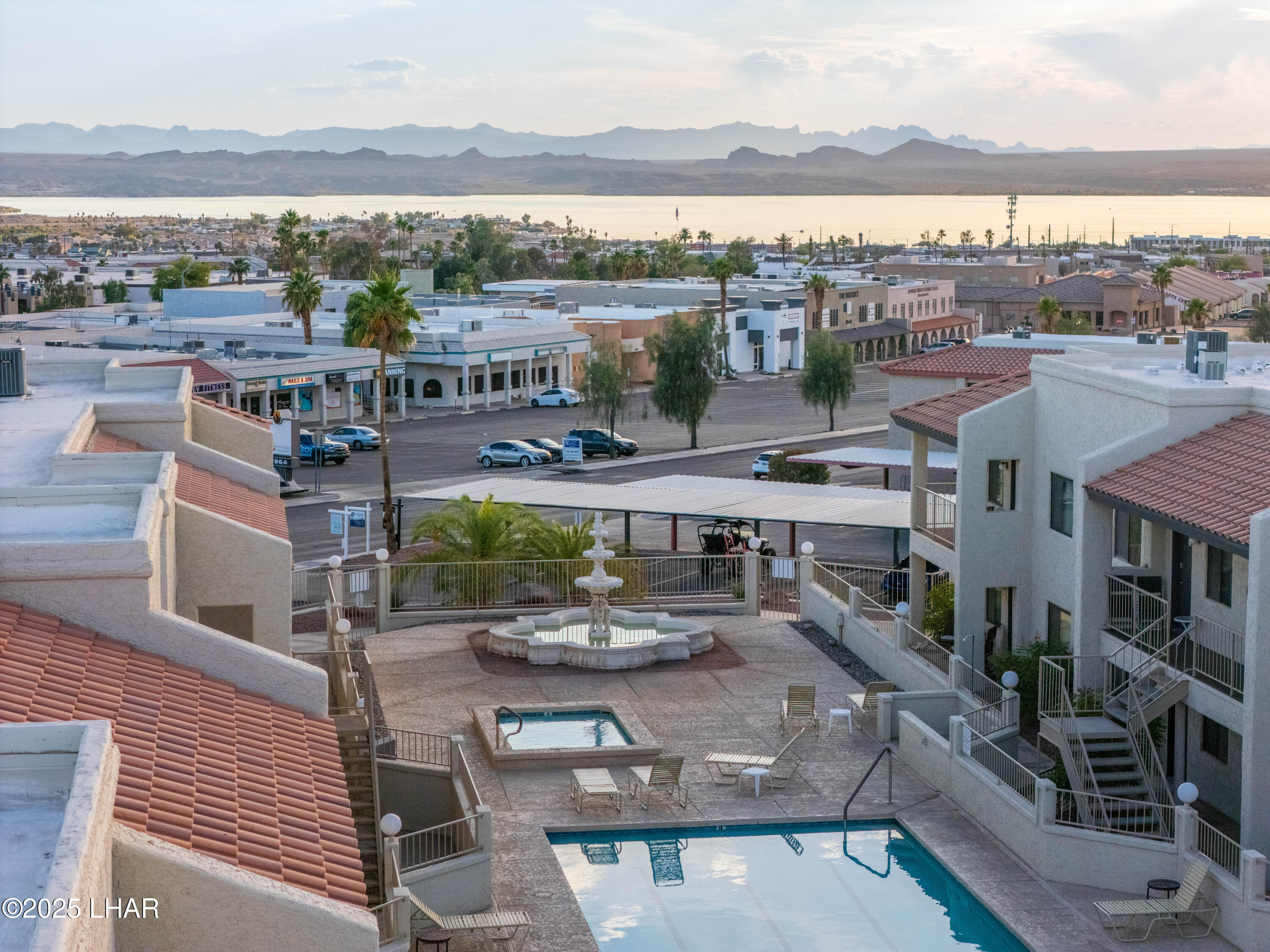 1989 Mesquite Ave 17